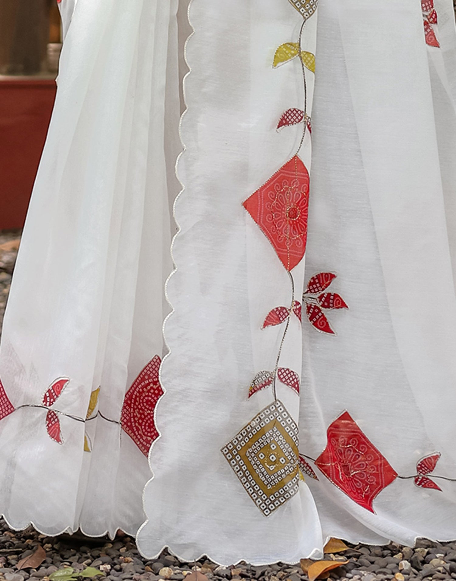 White Cotton Printed Saree