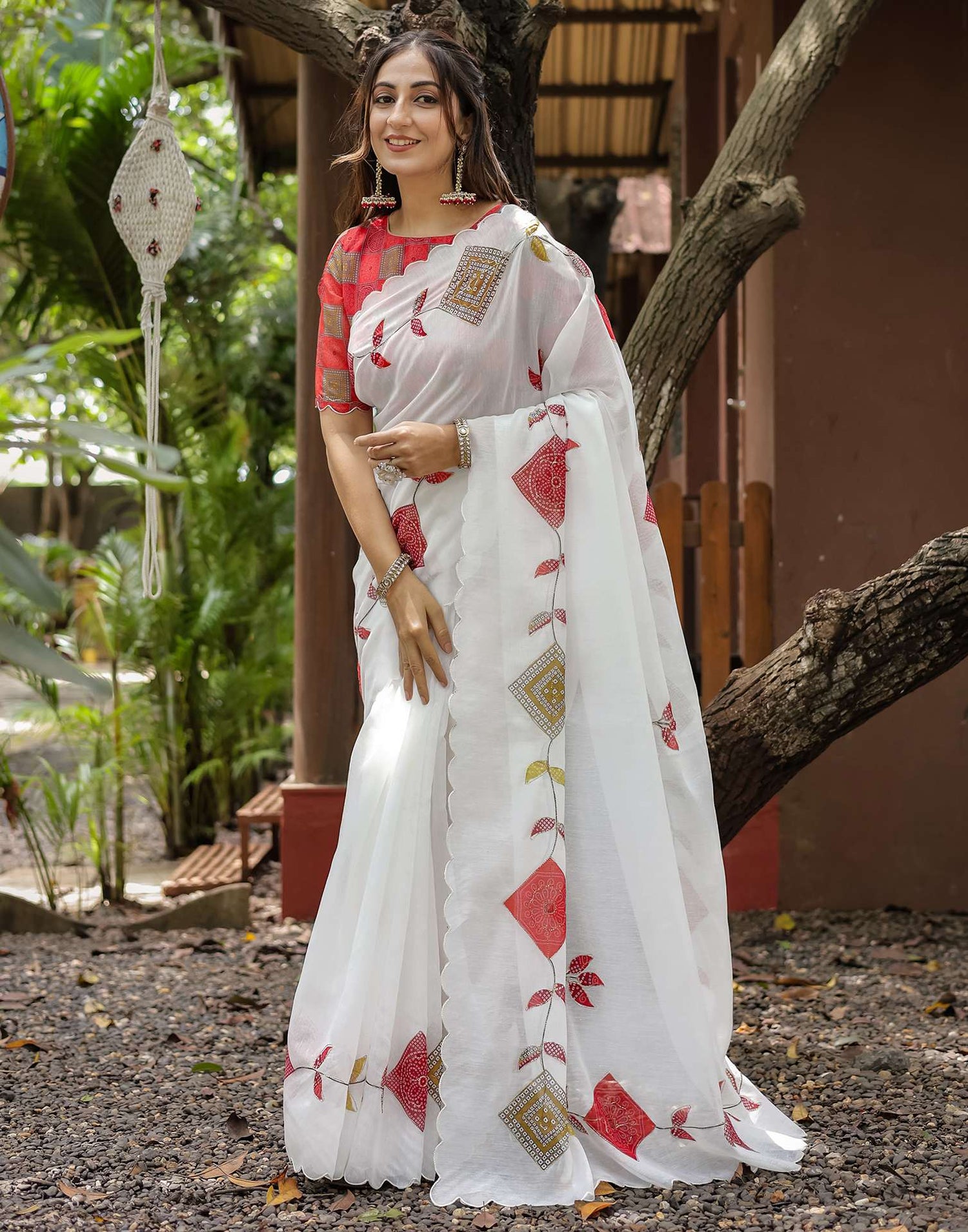 White Cotton Printed Saree