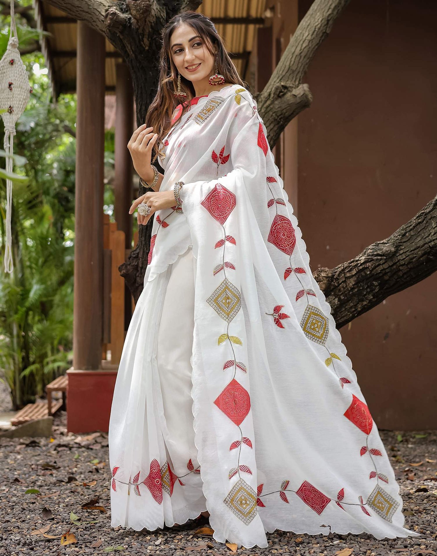 White Cotton Printed Saree
