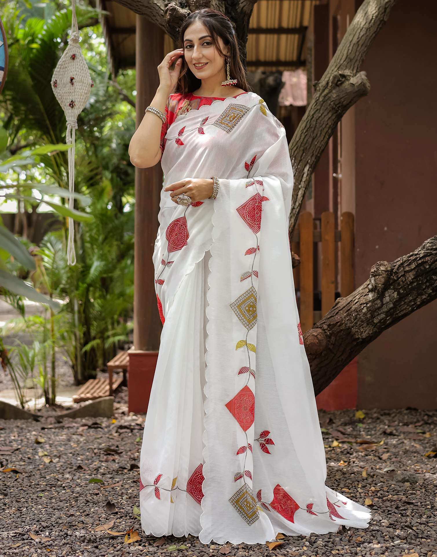 White Cotton Printed Saree