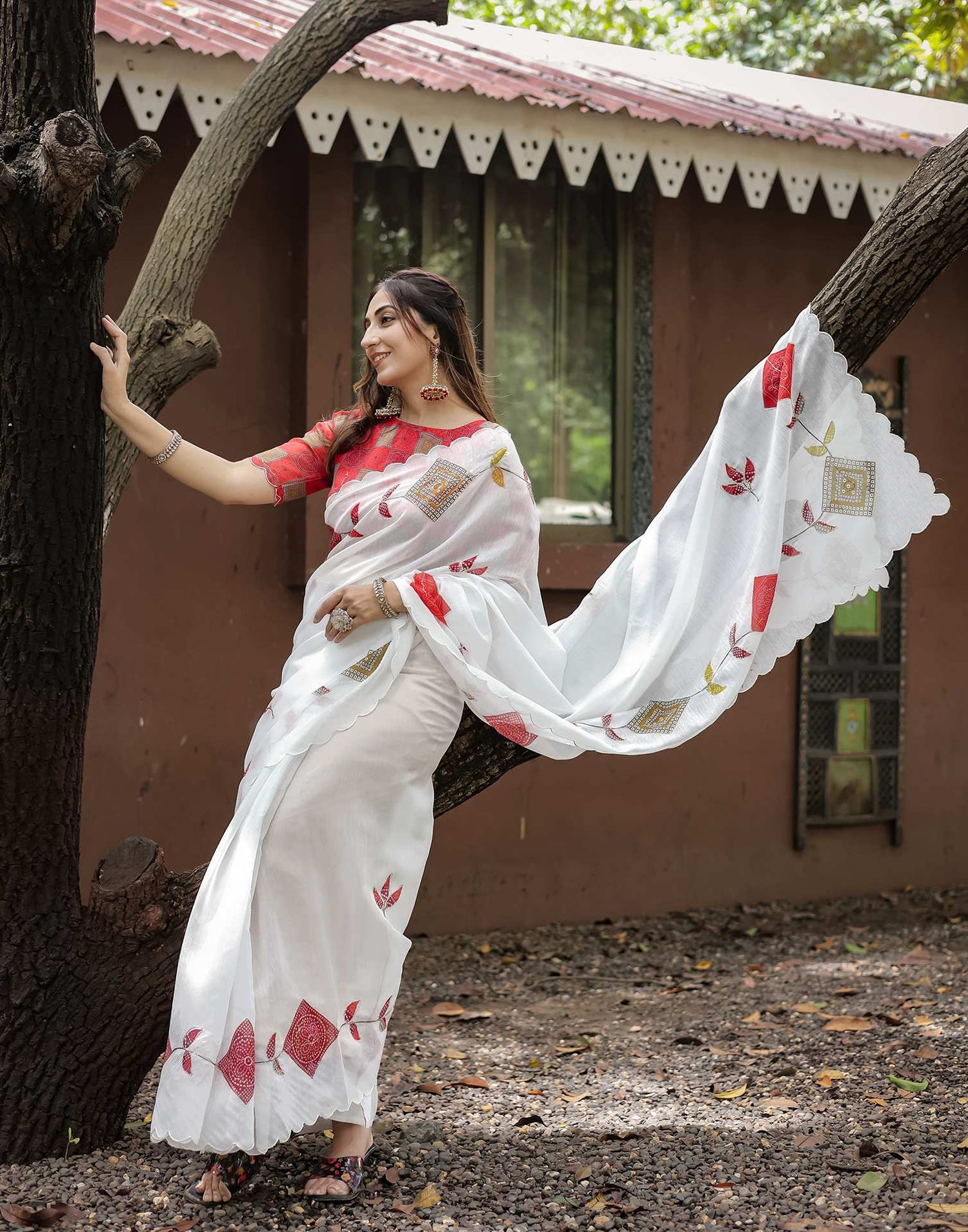 White Cotton Printed Saree
