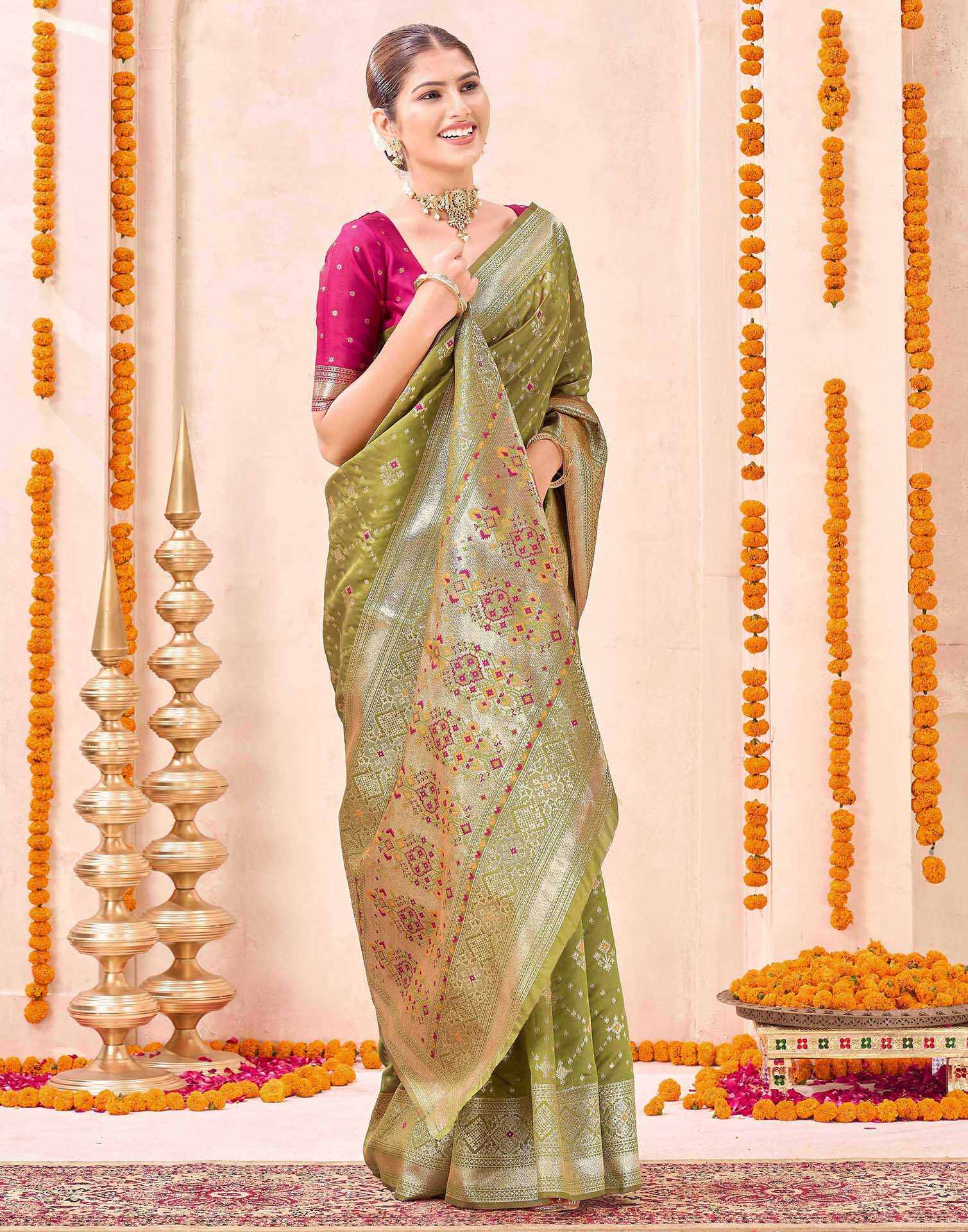 Mehndi Green Silk Woven Patola Saree