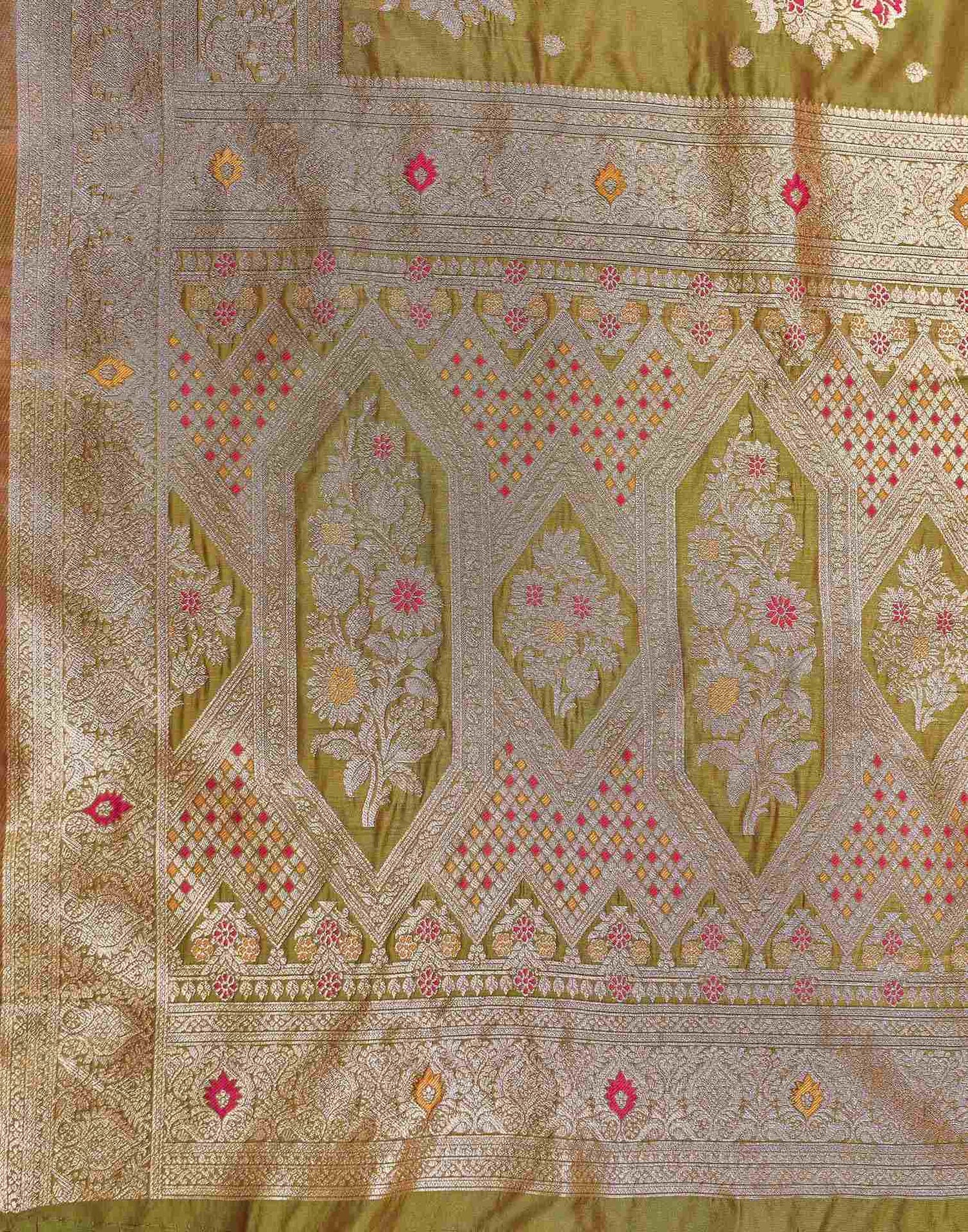 Mehndi Green Silk Woven Banarasi Saree