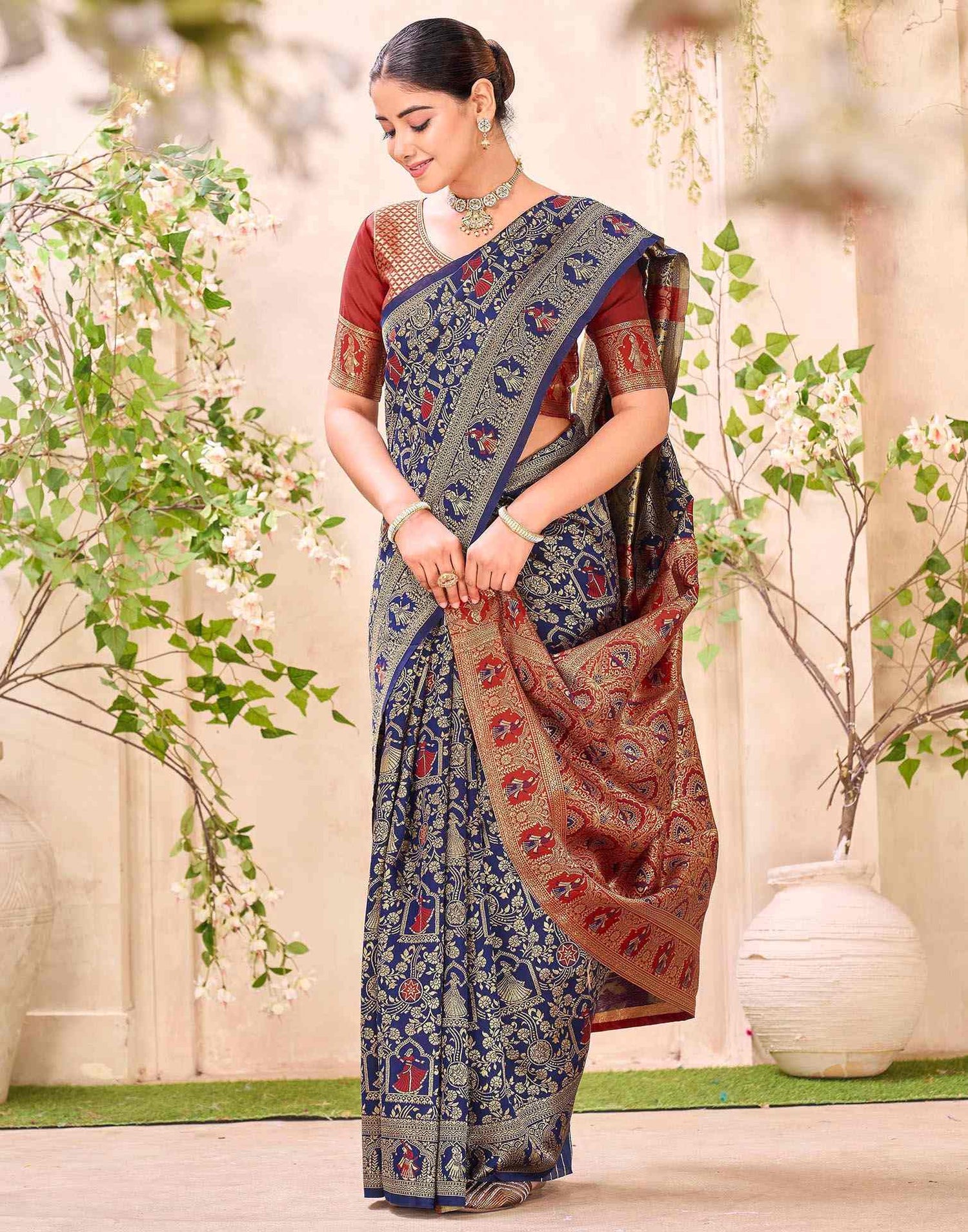 Navy Blue Silk Woven Baluchari Saree