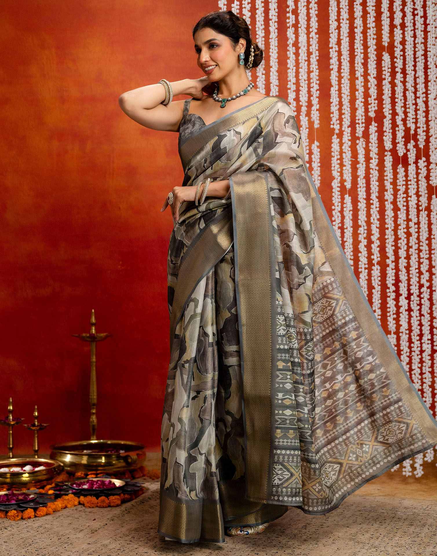 Grey Cotton Printed Woven Saree