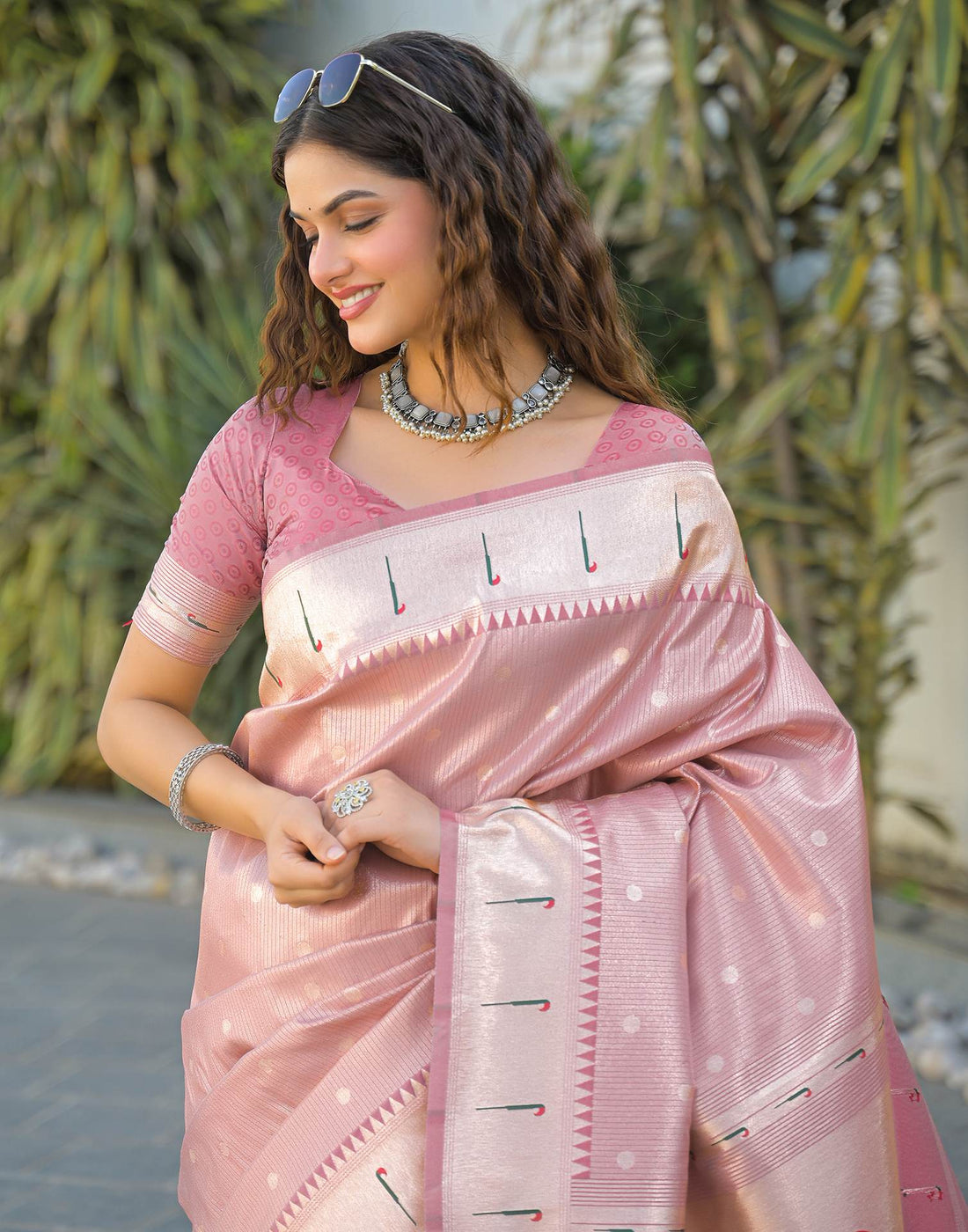Mauve Silk Woven Kanjivaram Saree