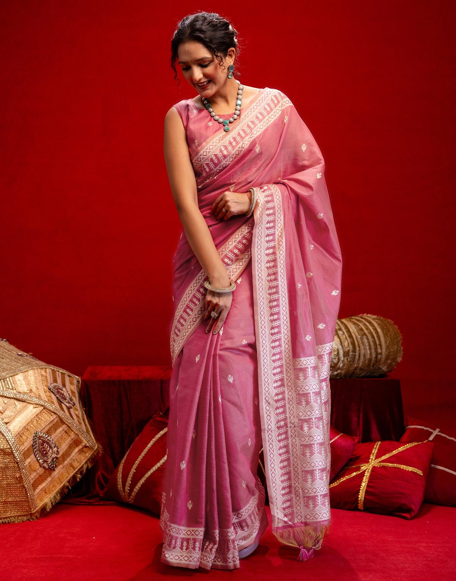 Rose Pink Cotton Woven Printed Saree