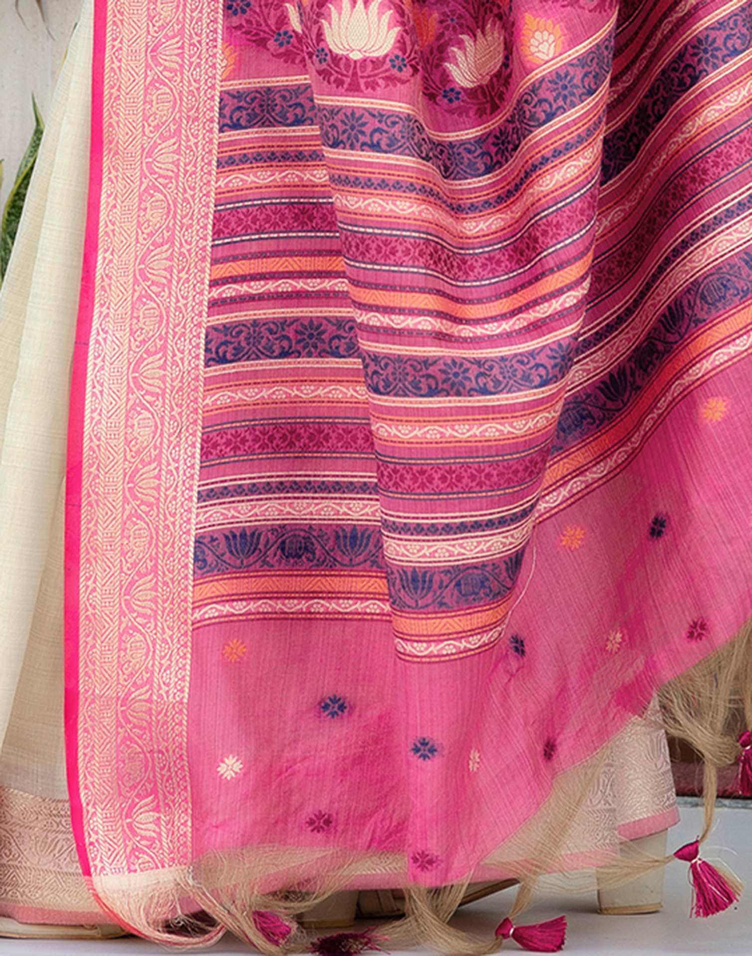 Beige Cotton Linen Woven Printed Saree