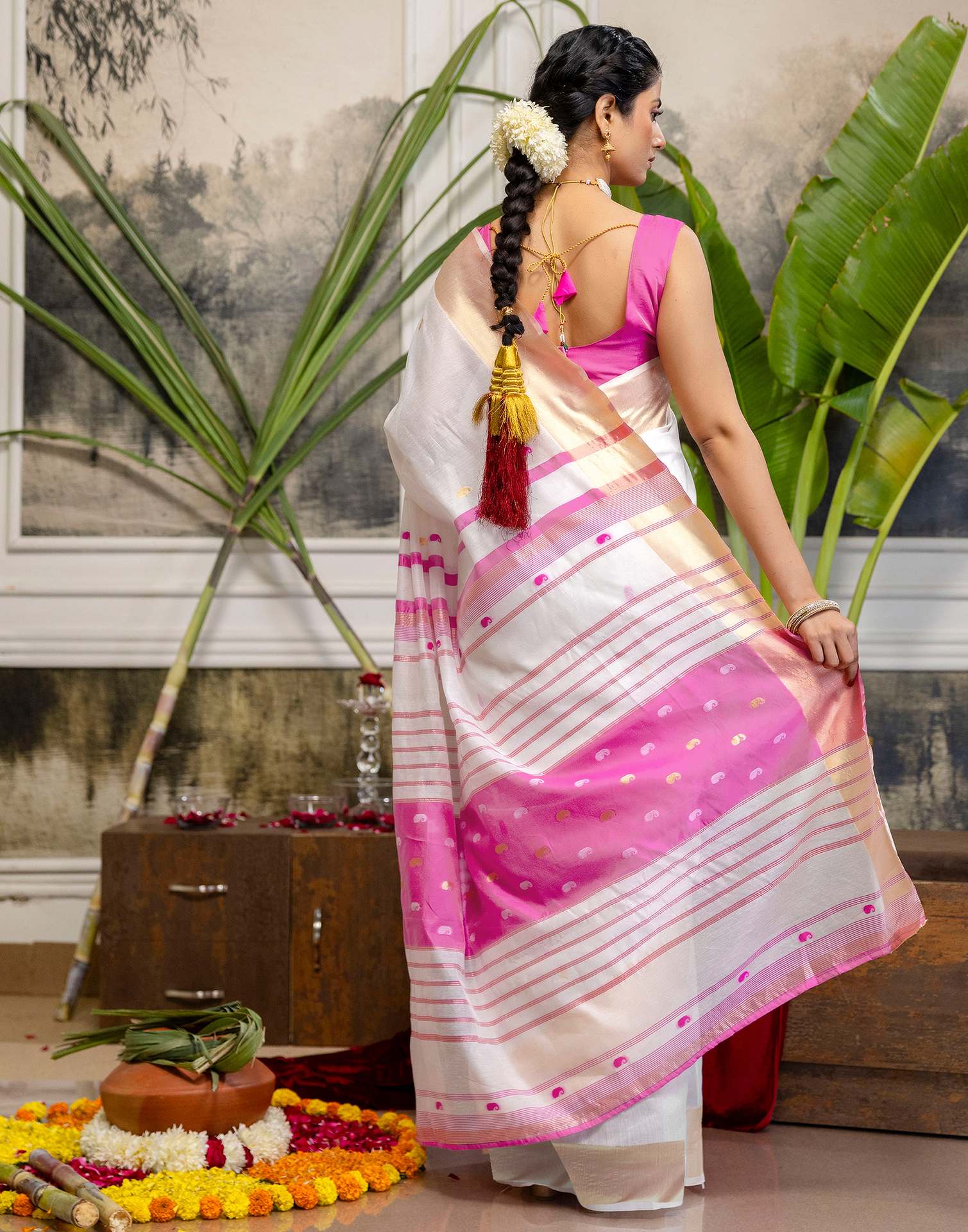 White Linen Woven Saree