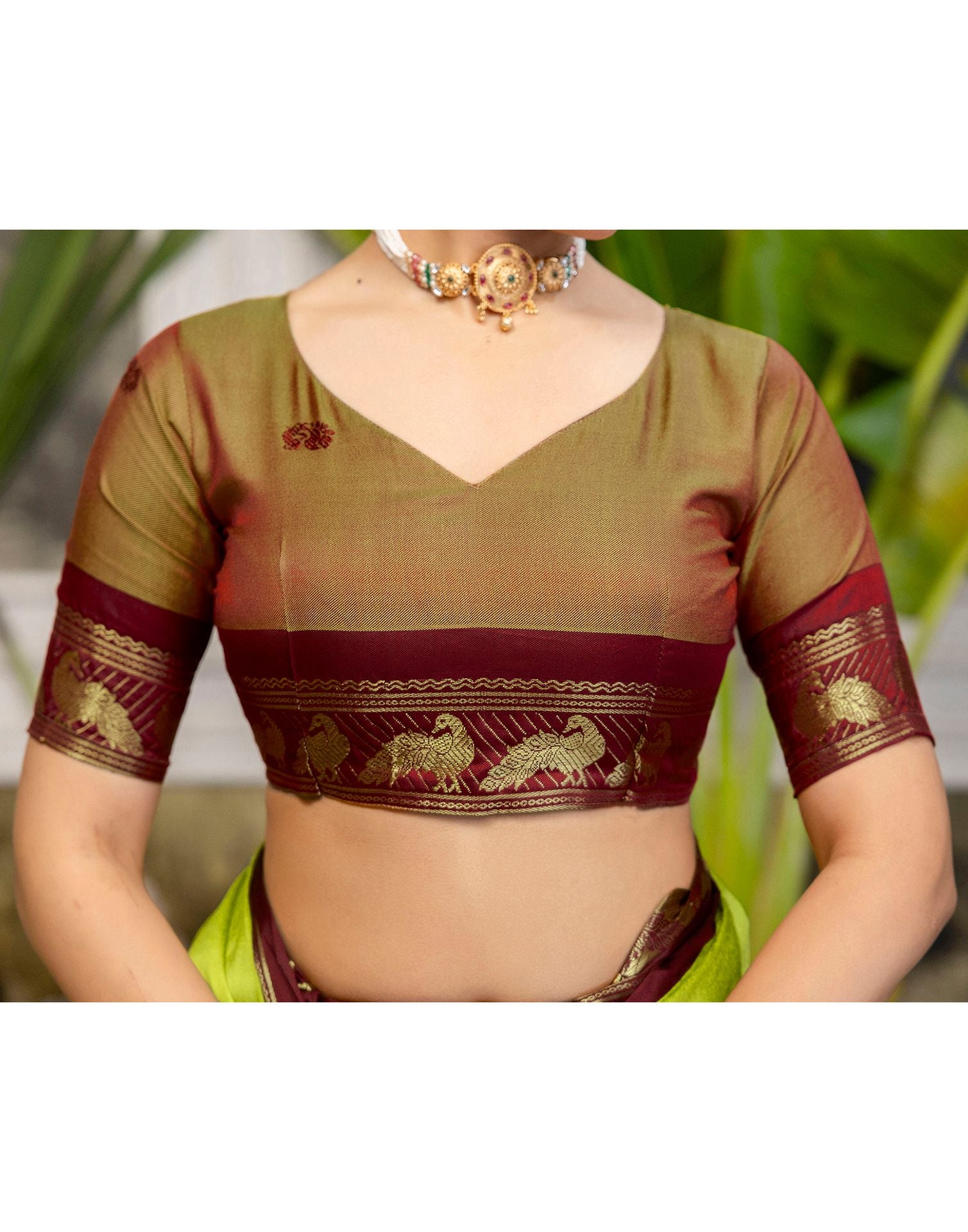 Parrot Green Silk Woven Kanjivaram Saree