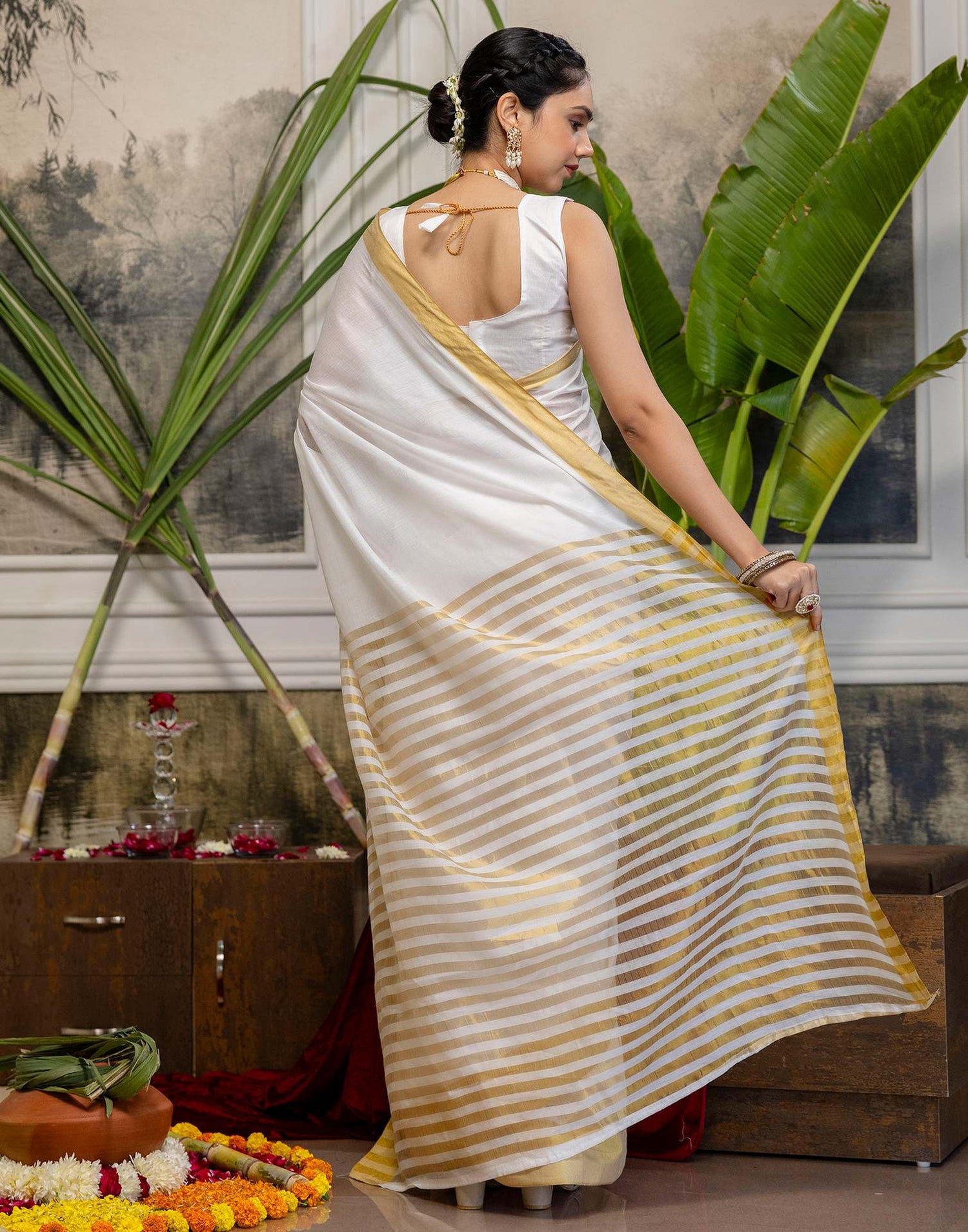White Cotton Zari Stripe Kanjivaram Saree