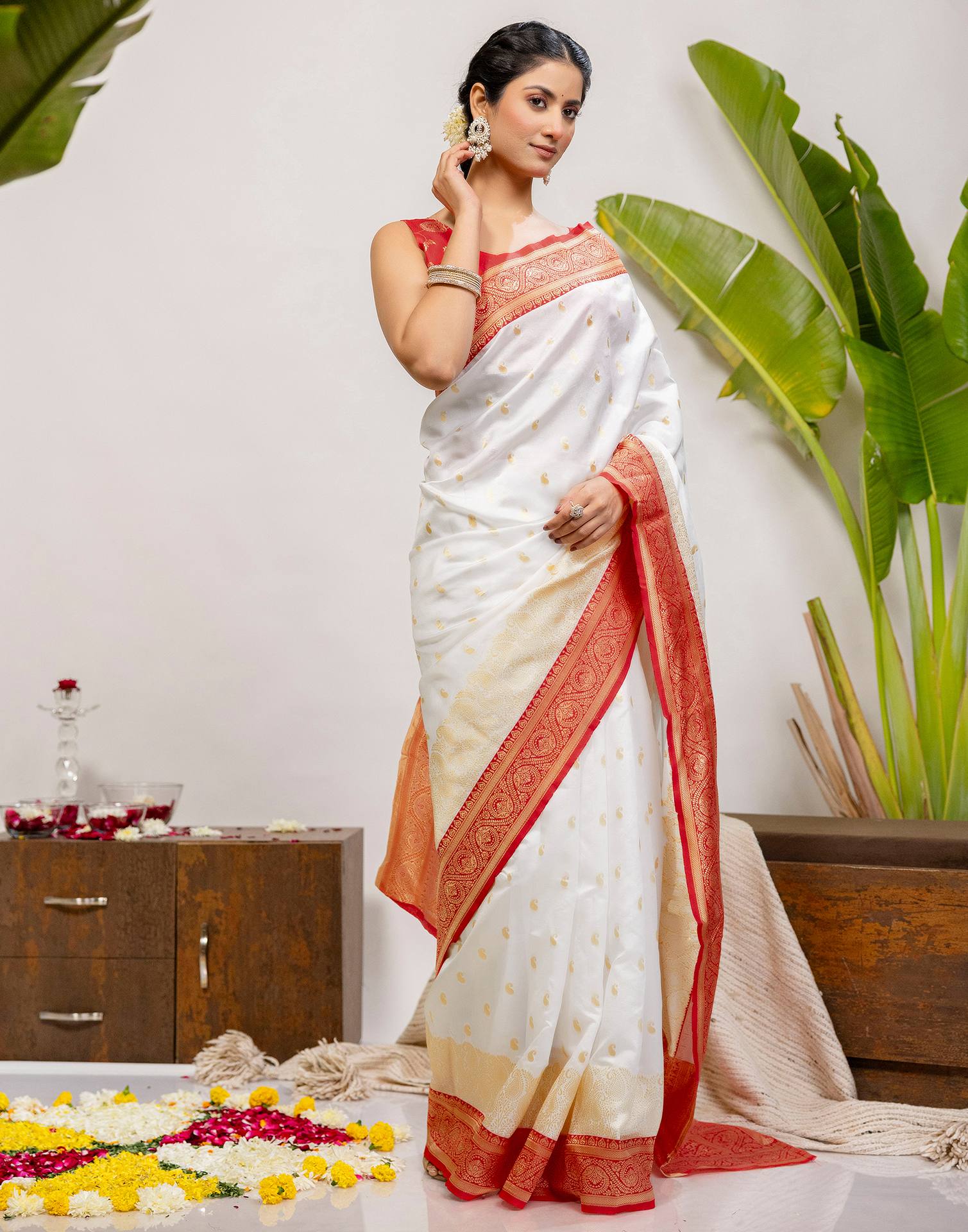 White Silk Woven Kanjivaram Saree