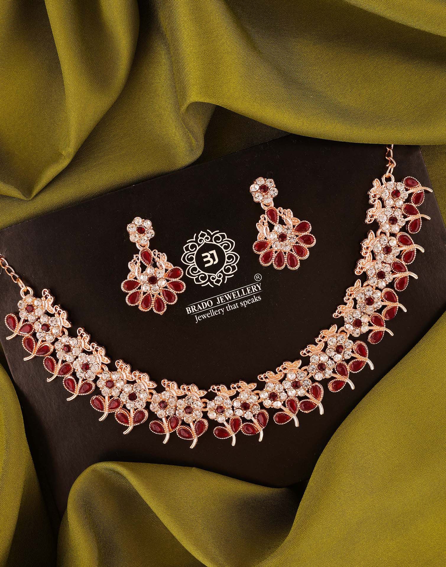 Maroon Rose Gold Choker Necklace Set With Dangle Earring