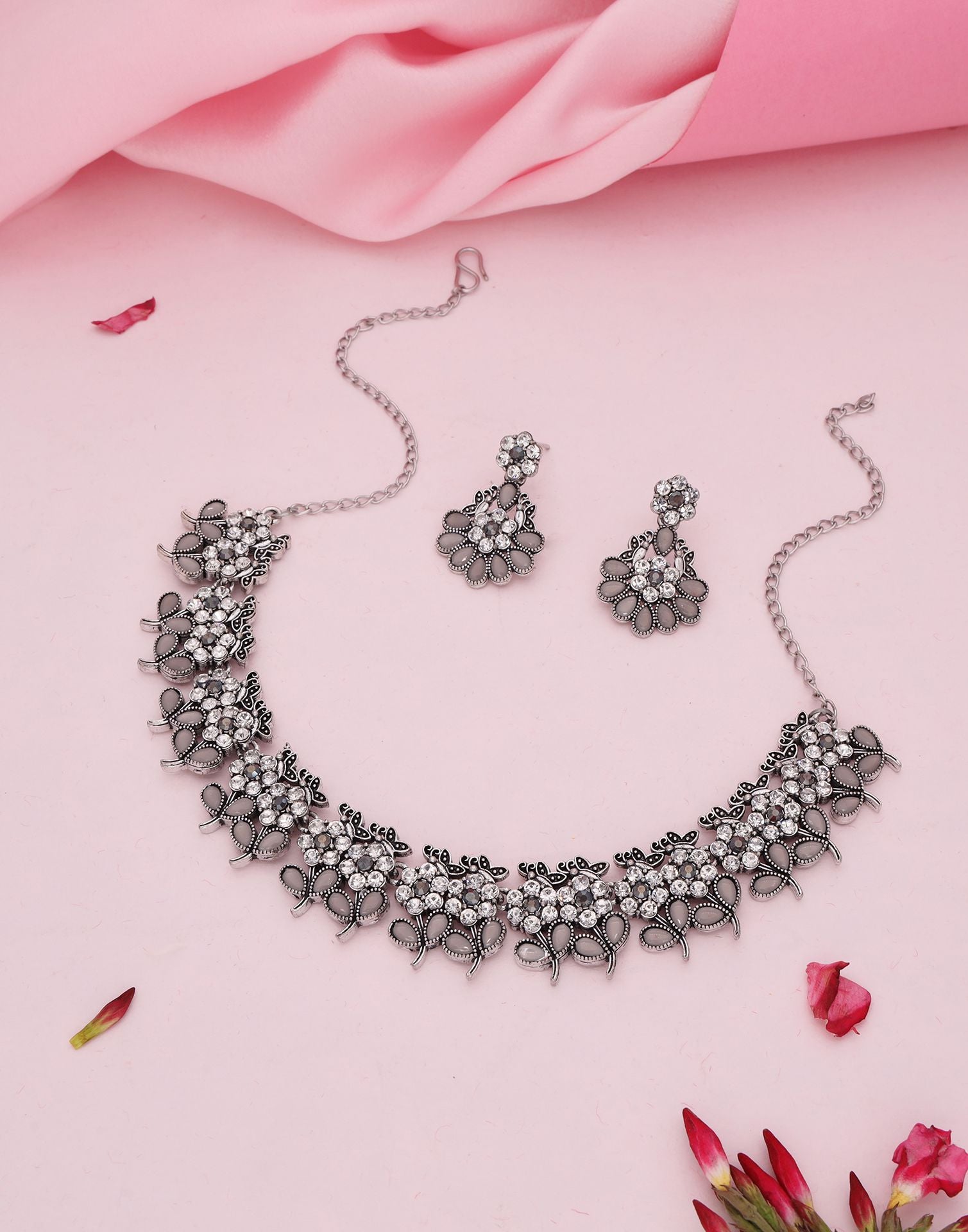 Grey Silver Choker Necklace Set With Dangle Earring