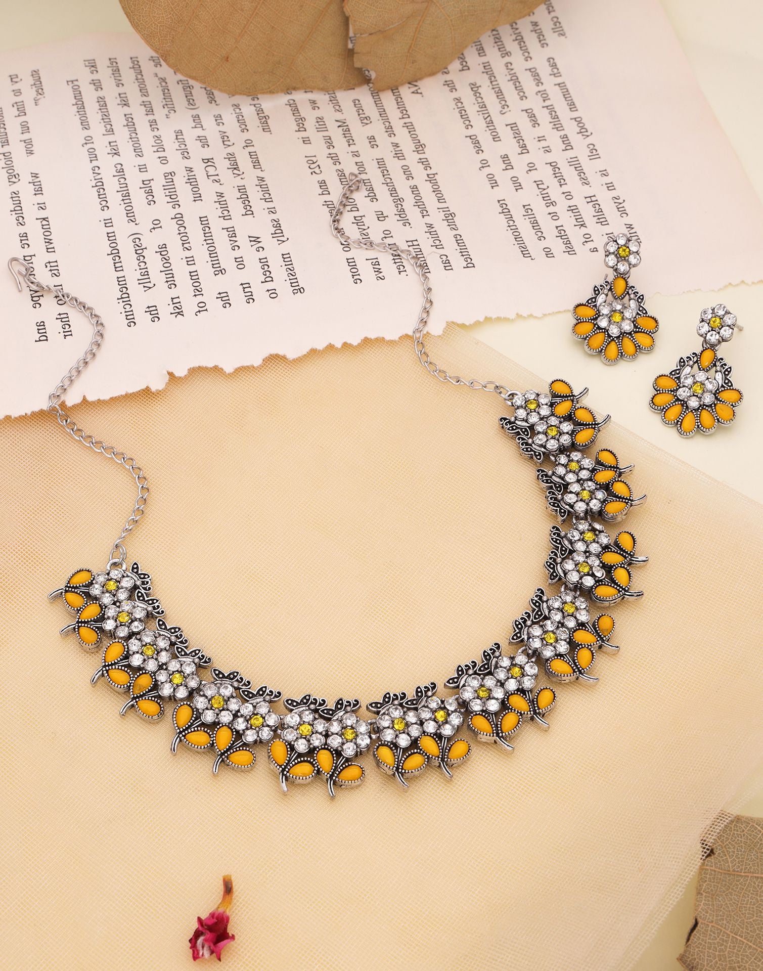 Yellow Silver Choker Necklace Set With Dangle Earring