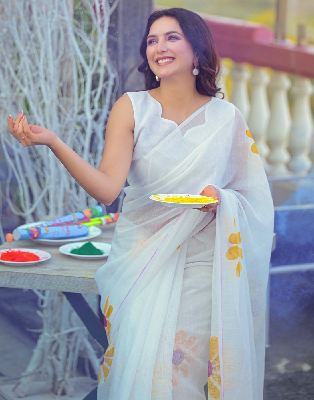 Holi White Linen Floral Printed Saree