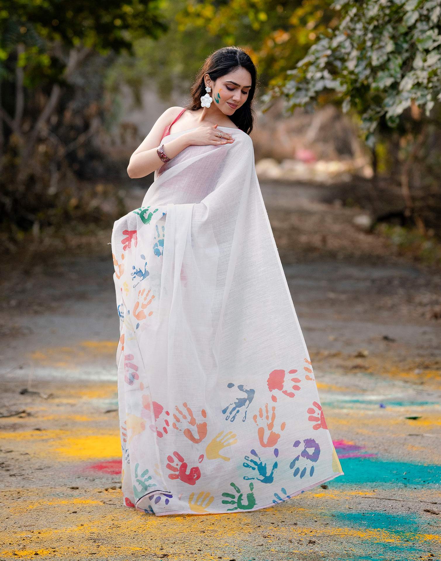 Off White Linen Printed Saree