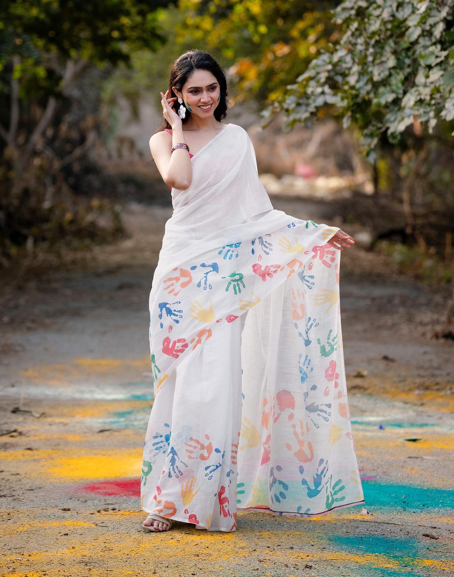 Off White Linen Printed Saree