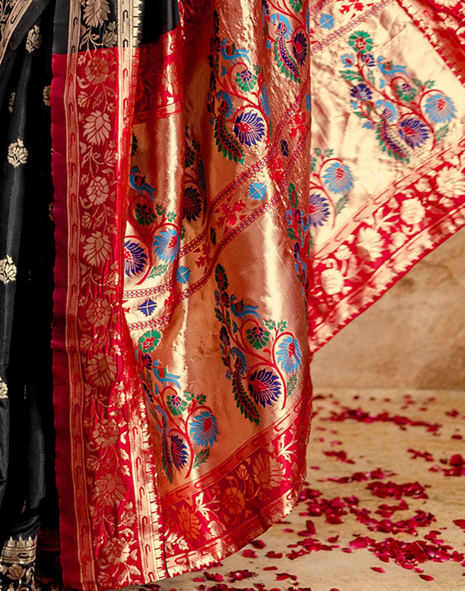 Black Silk Woven Paithani Saree