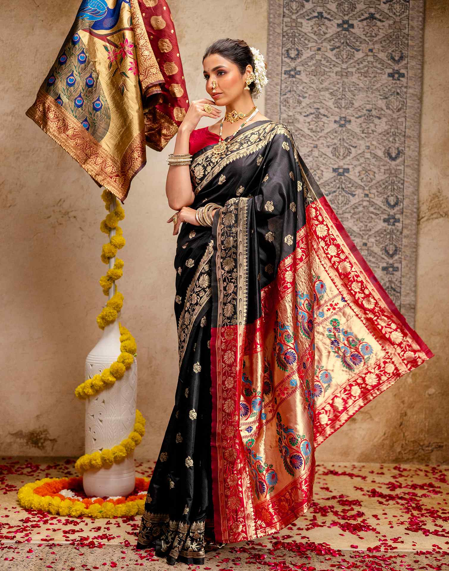 Black Silk Woven Paithani Saree