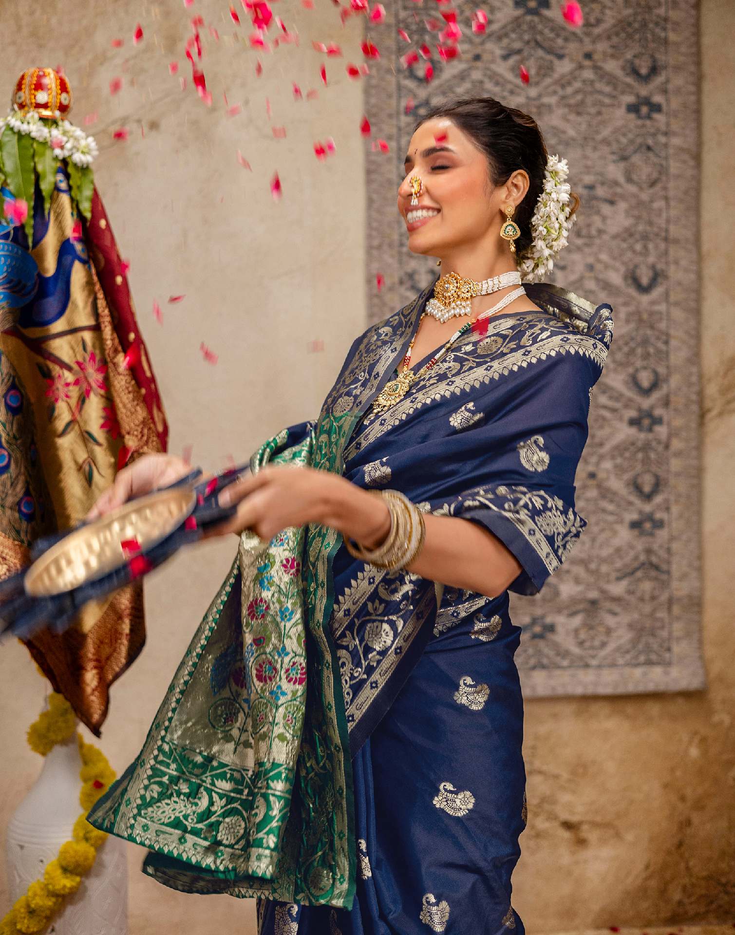 Navy Blue Silk Woven Paithani Saree