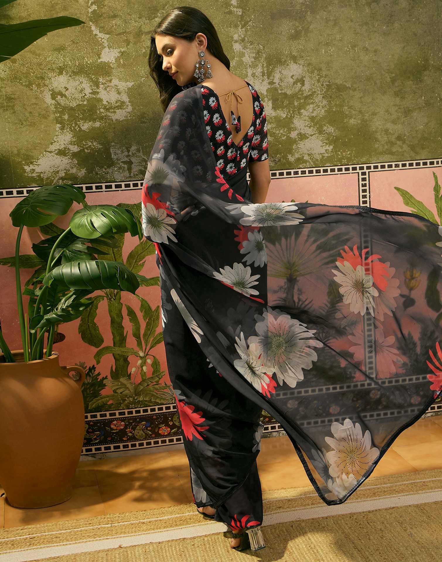 Black Georgette Floral Printed Saree