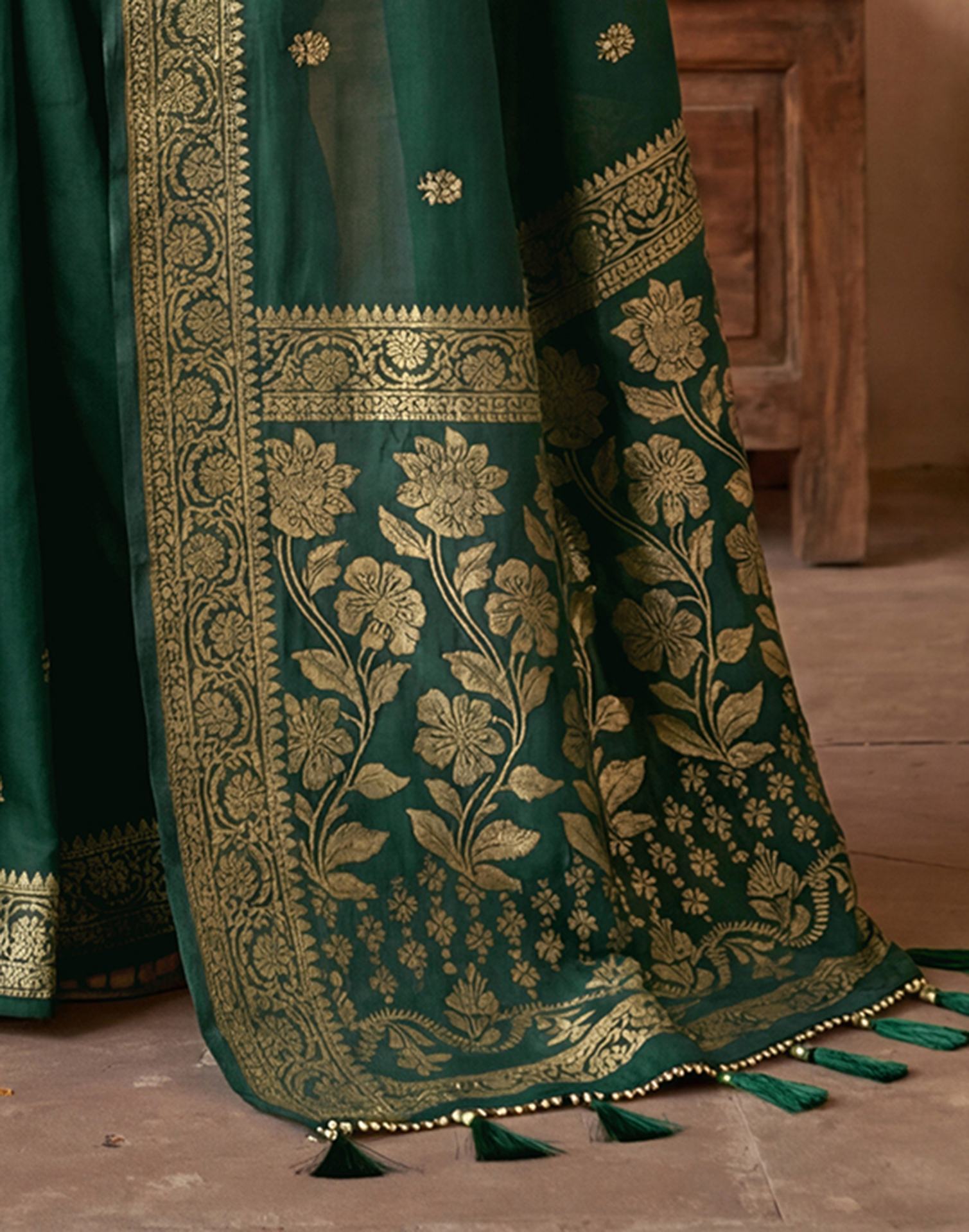Dark Green Georgette Foil Printed Saree