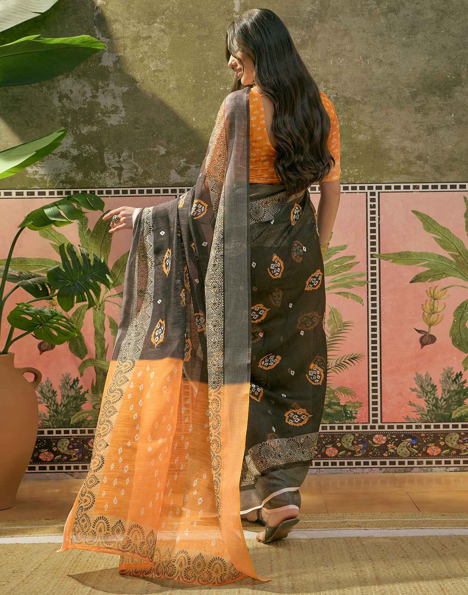 Black Cotton Linen Bandhani Printed Saree