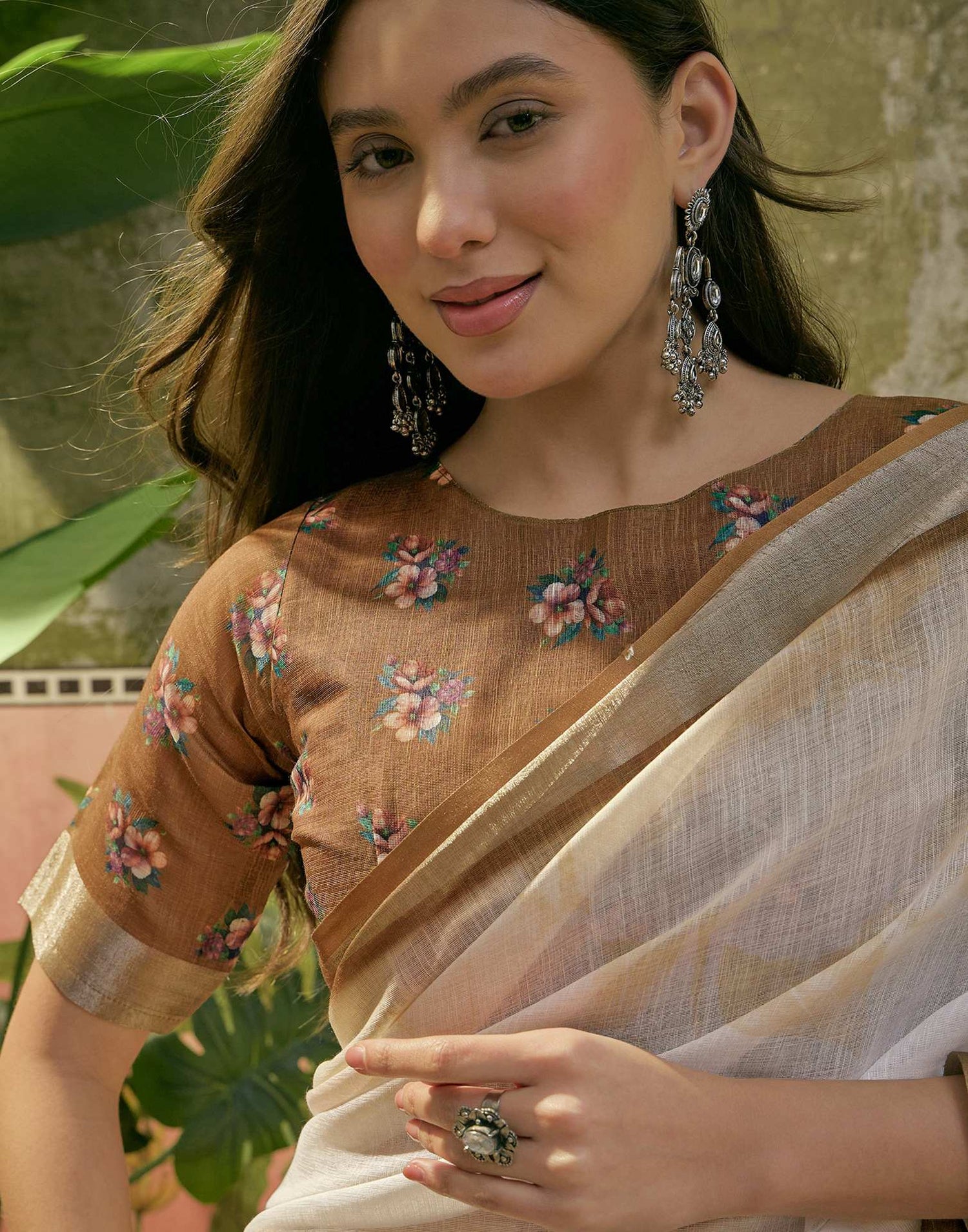White Linen Floral Printed Saree