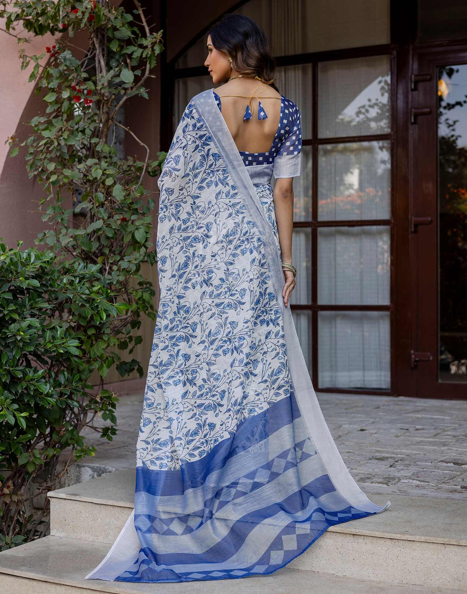 White Linen Printed Saree