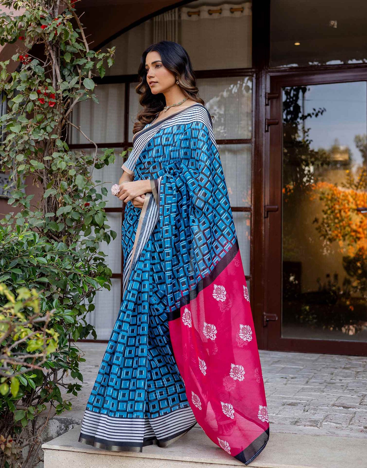 Blue Linen Printed Saree