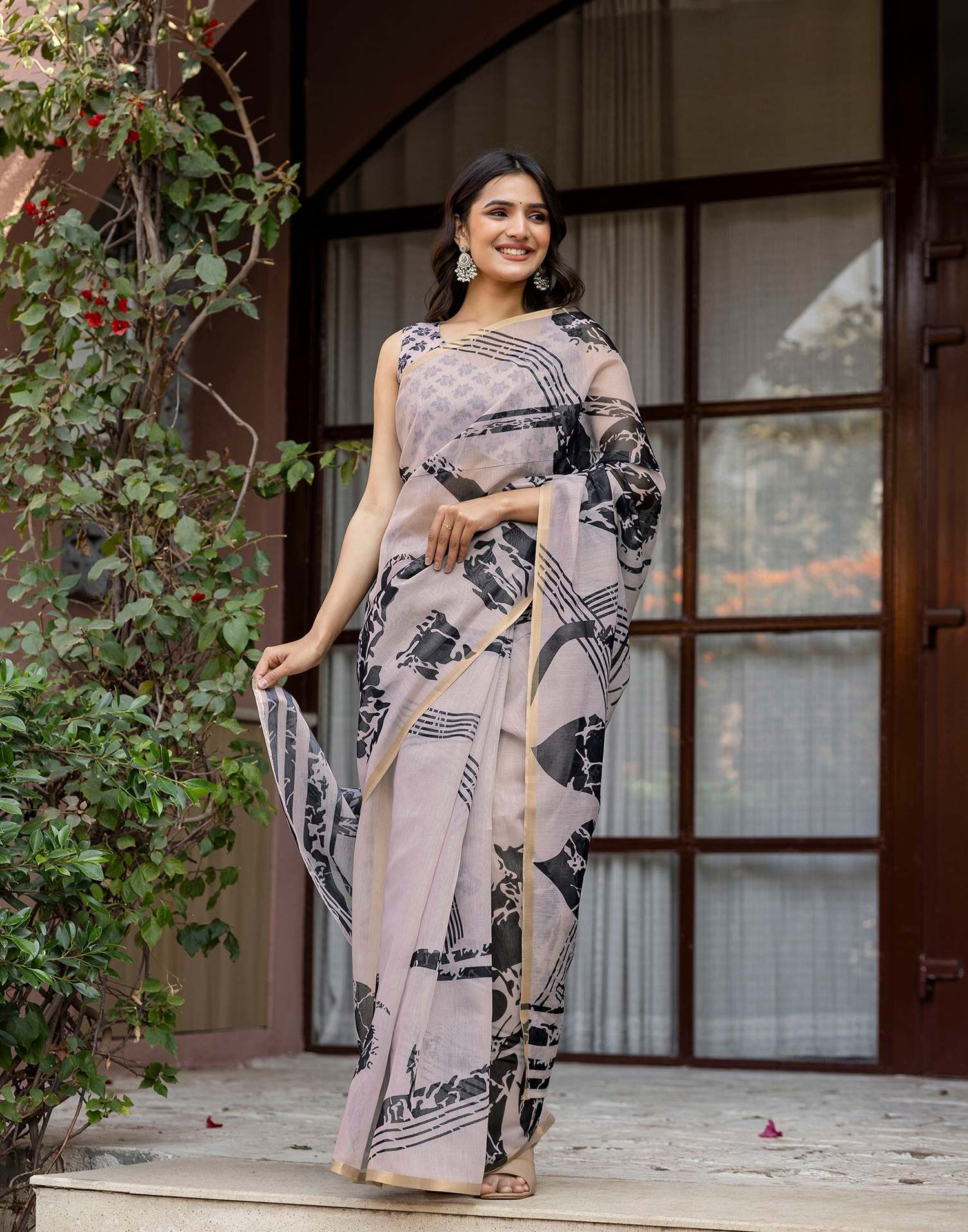 Dark Beige Linen Printed Saree