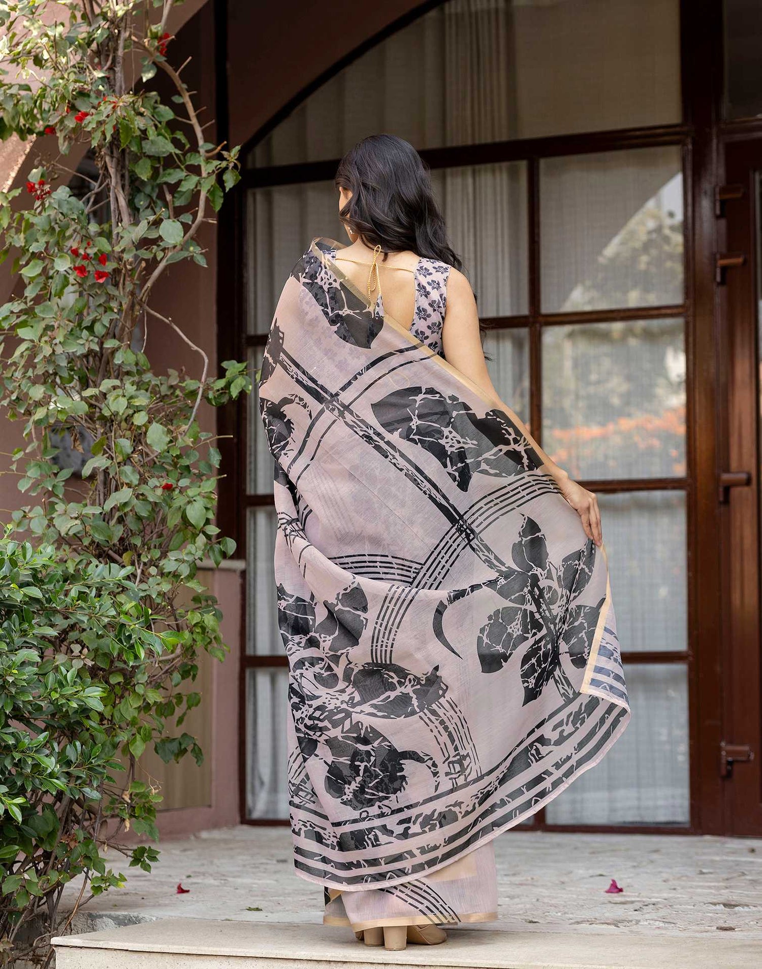 Dark Beige Linen Printed Saree