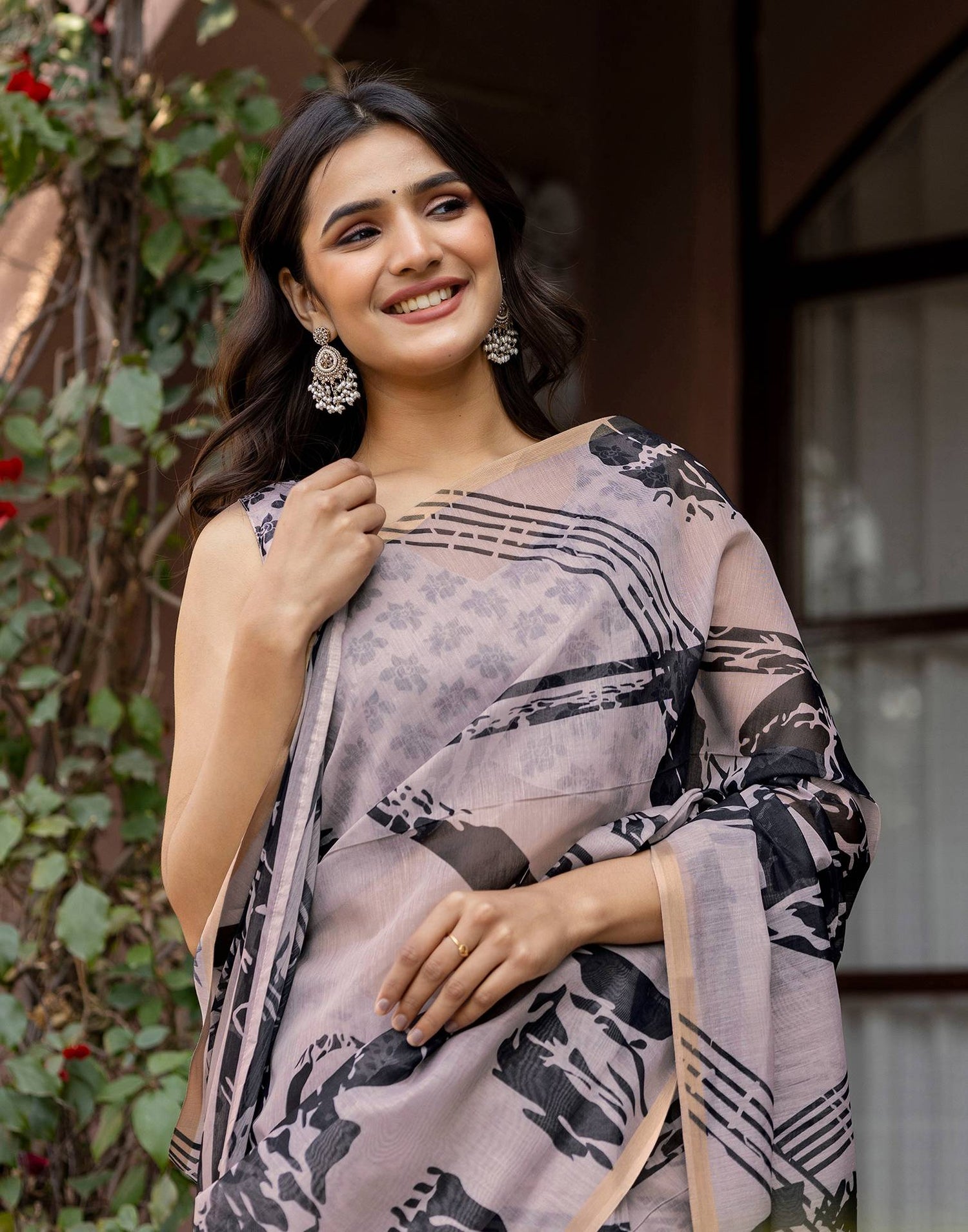 Dark Beige Linen Printed Saree