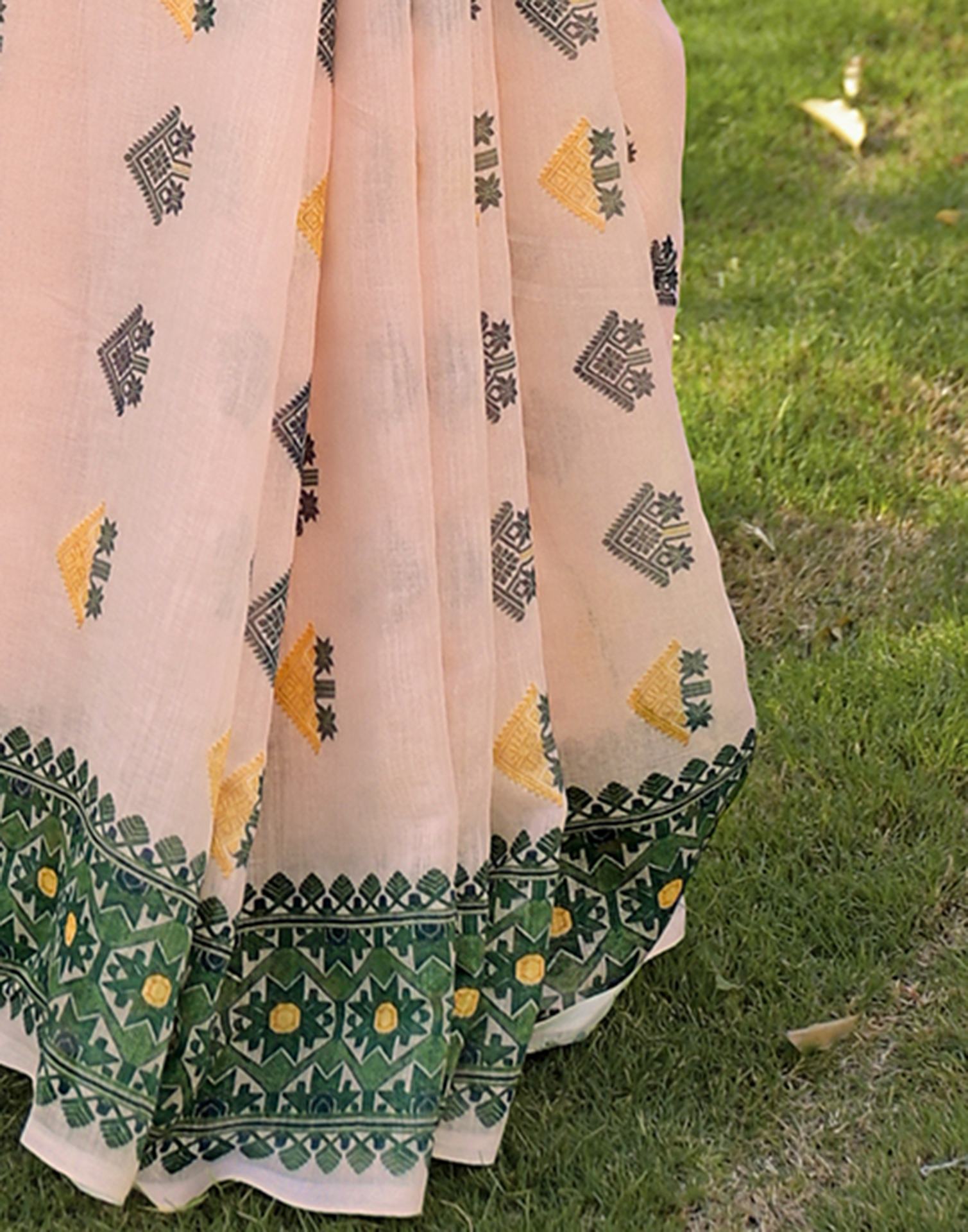 Peach Linen Printed Saree