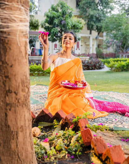 Vat Savitri Special Light Orange Linen Bandhani Printed Saree