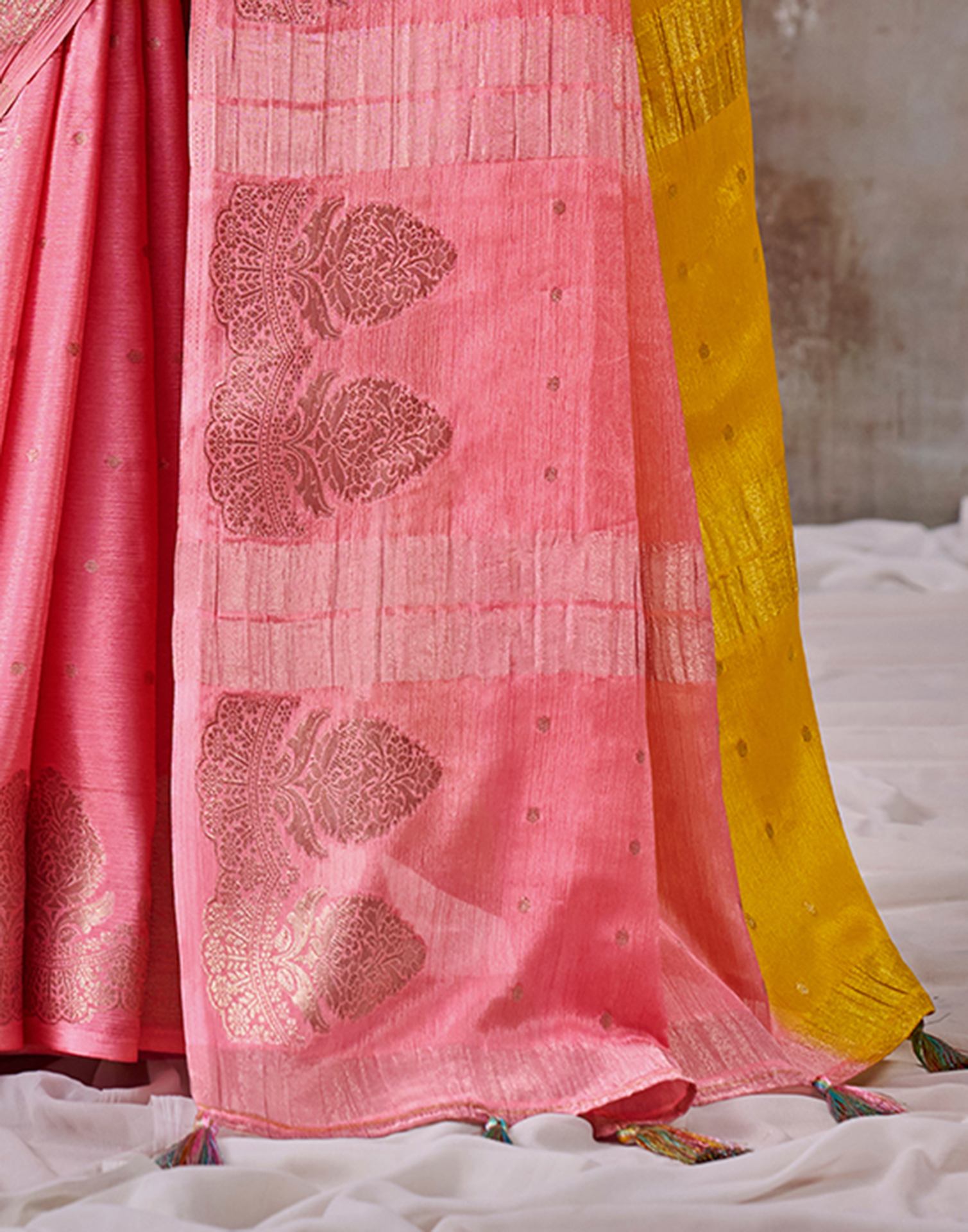 Yellow Chinnon Chiffon Woven Saree