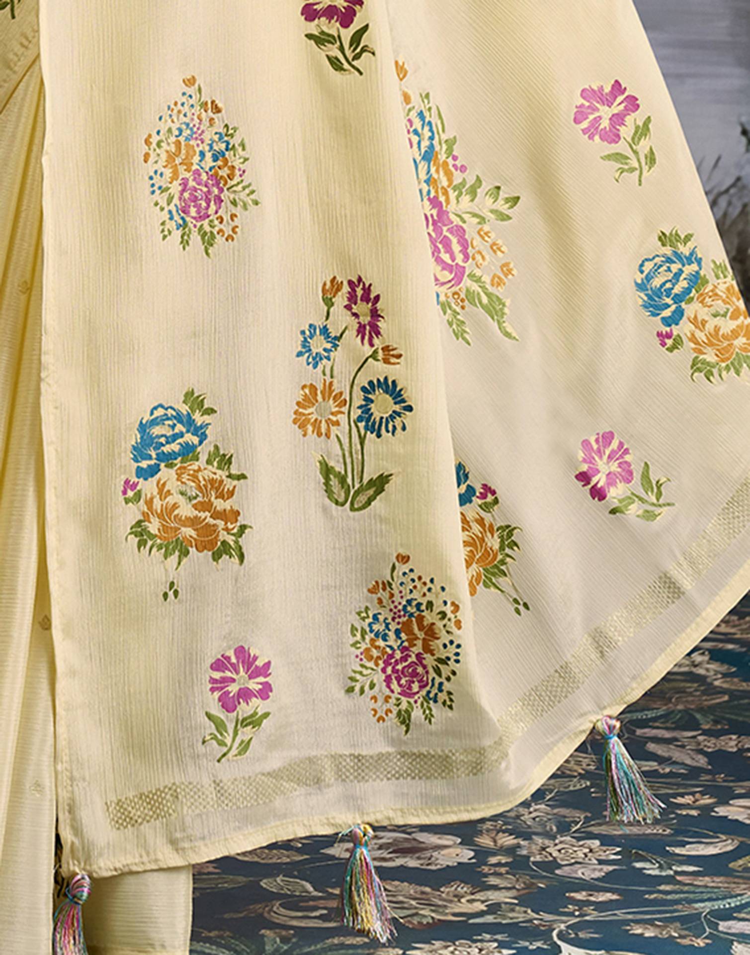 Off White Chiffon Floral Printed Saree