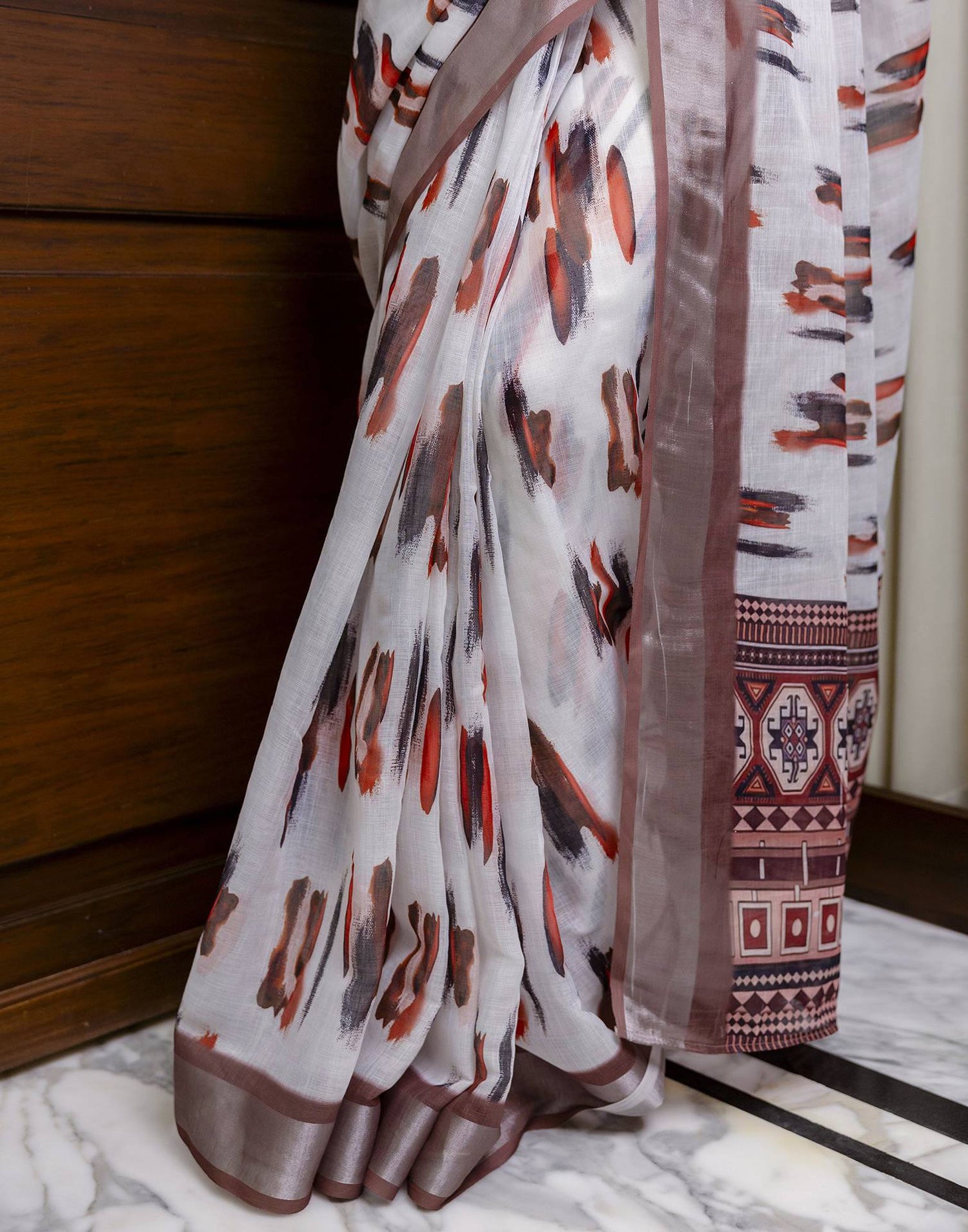 Ready To Wear White Linen Printed Saree