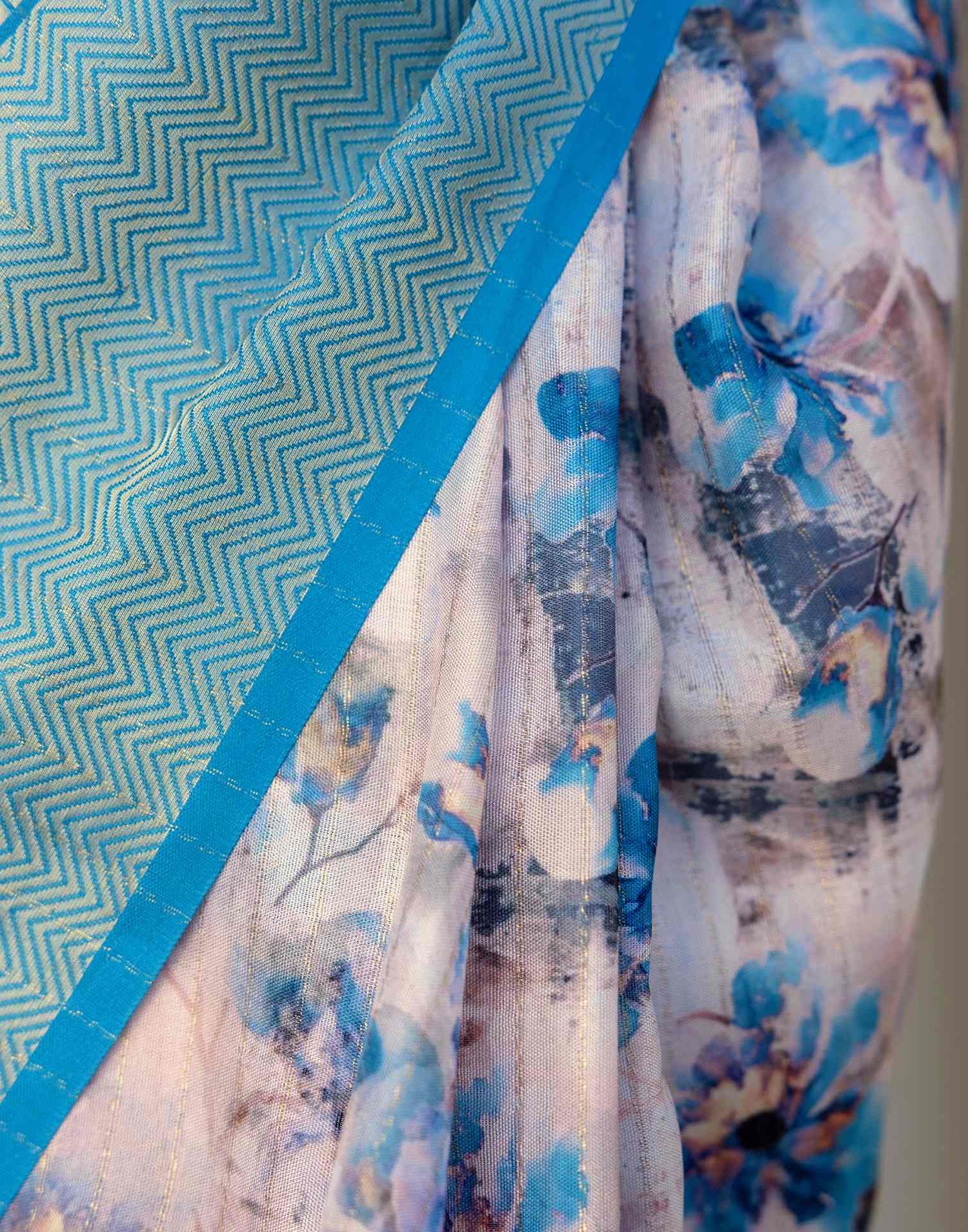 Ready To Wear Off White Dola Silk Woven Border Printed Saree