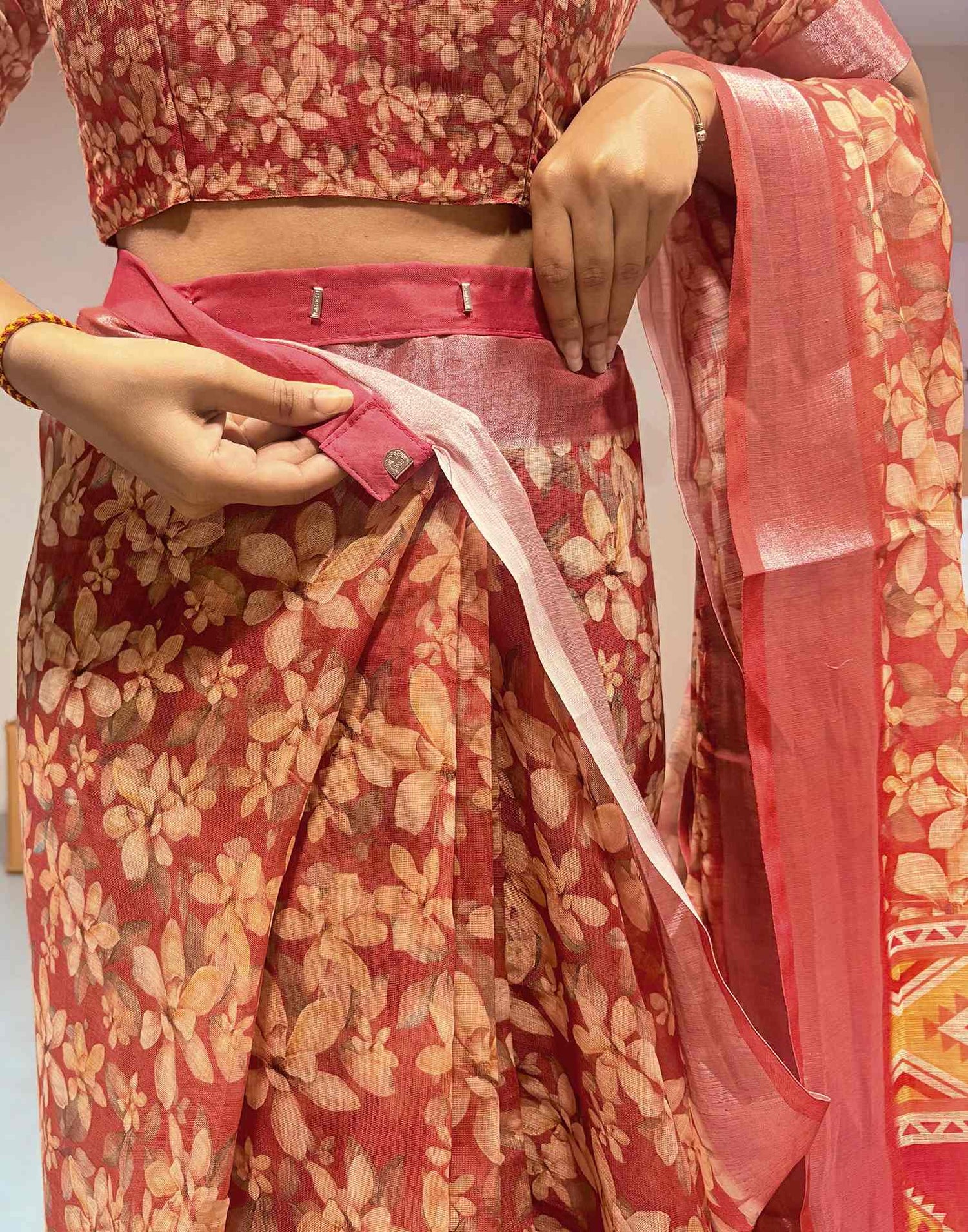 Ready To Wear Red Linen Woven Border Printed Saree
