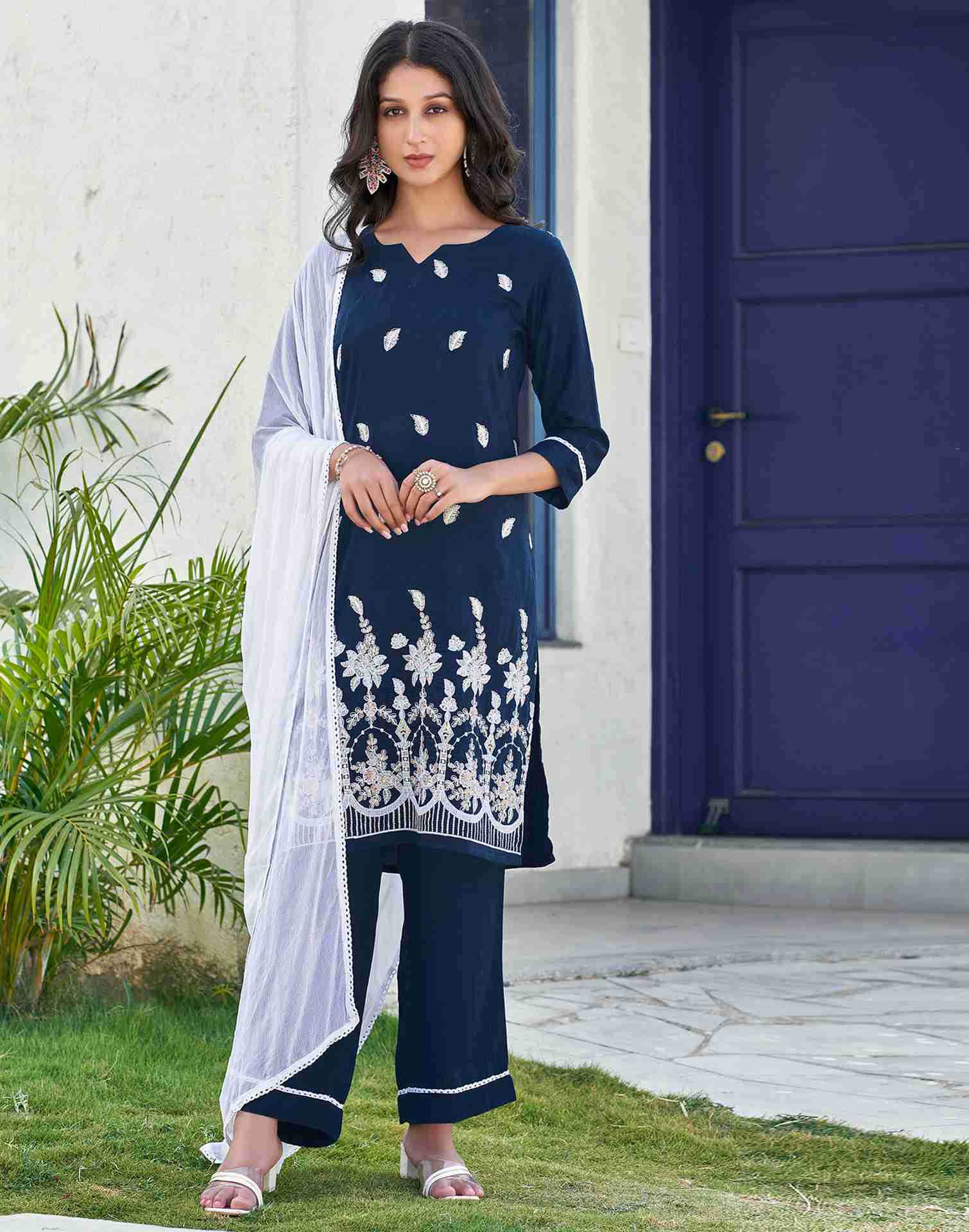 Navy Blue Embroidery Chinnon Straight kurta With Pant And Dupatta