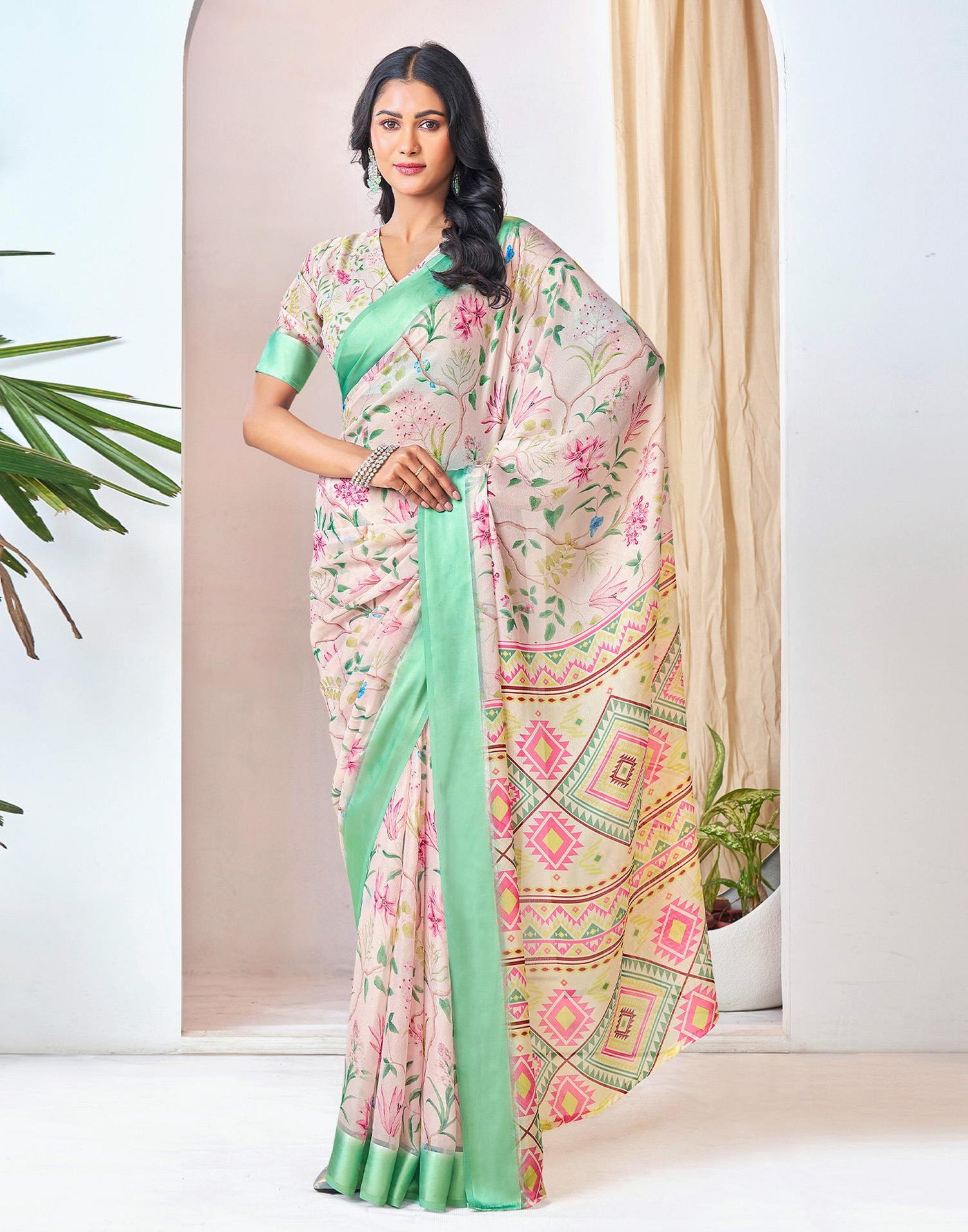 Ready To Wear Off White Georgette Floral Printed Saree