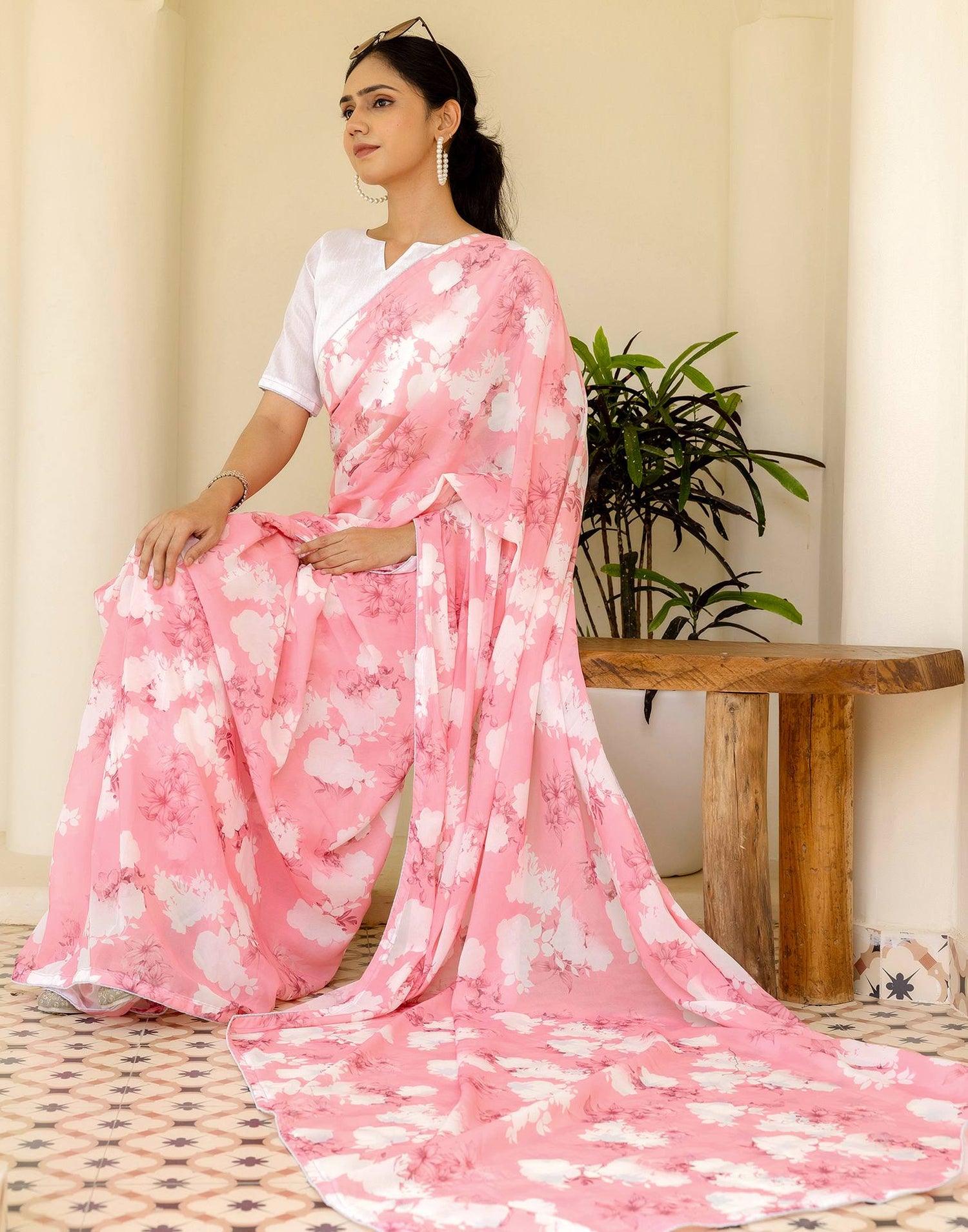 Ready To Wear White Georgette Floral Printed Saree