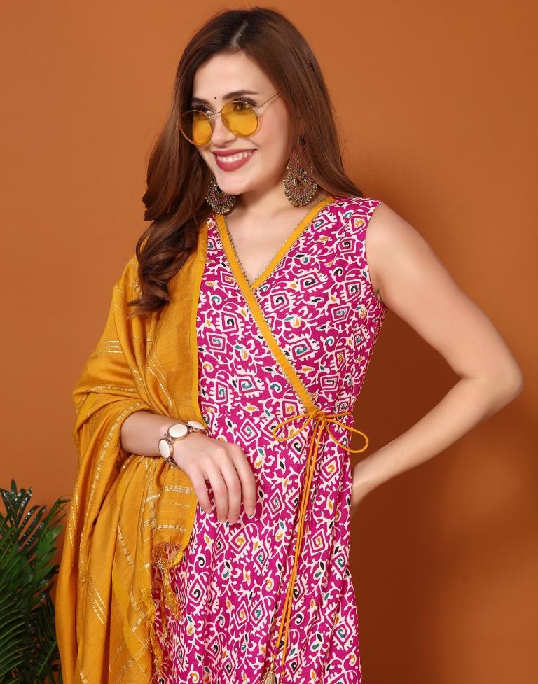 Pink Cotton Printed Flared Kurta Kurti With Pant And Dupatta | Leemboodi