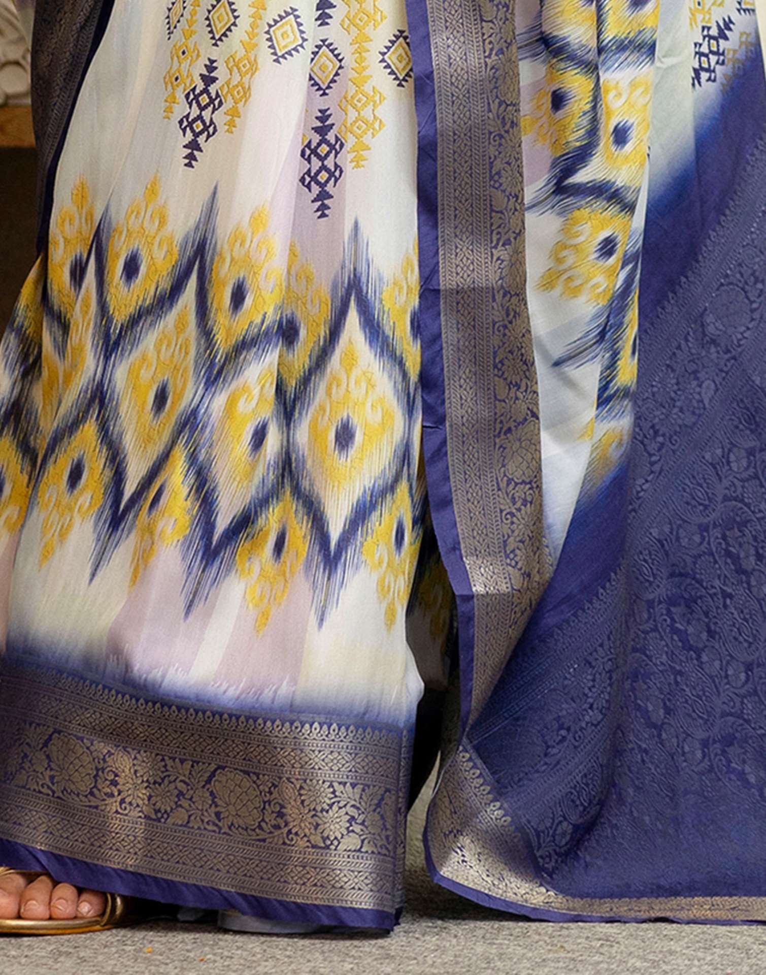 Ready To Wear Off White Silk Printed Saree