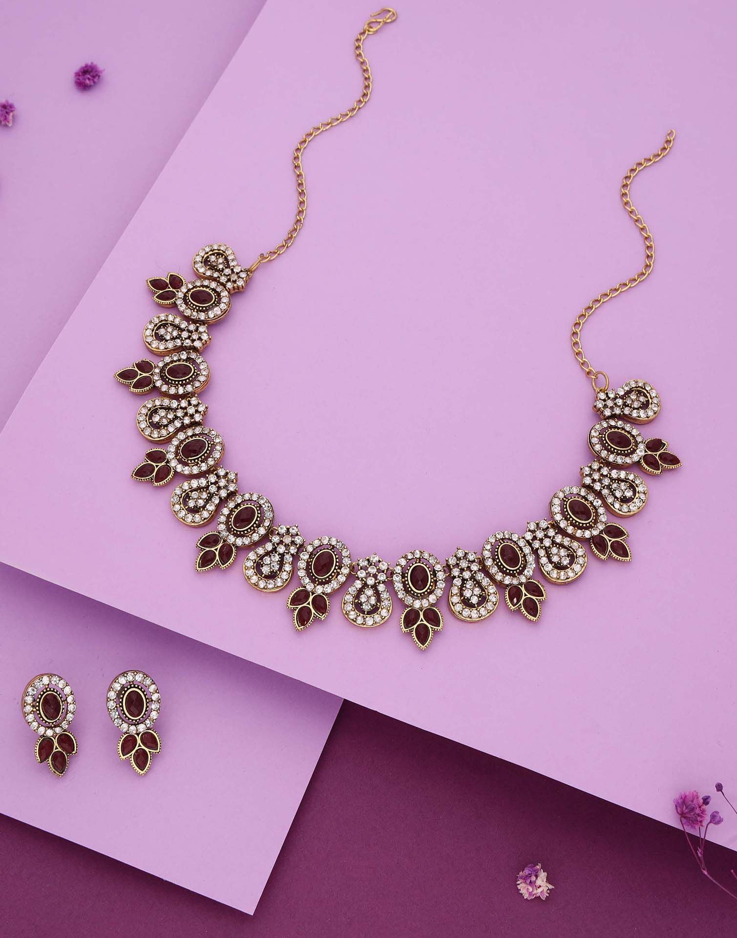 Maroon Gold Choker Necklace Set With Dangle Earring