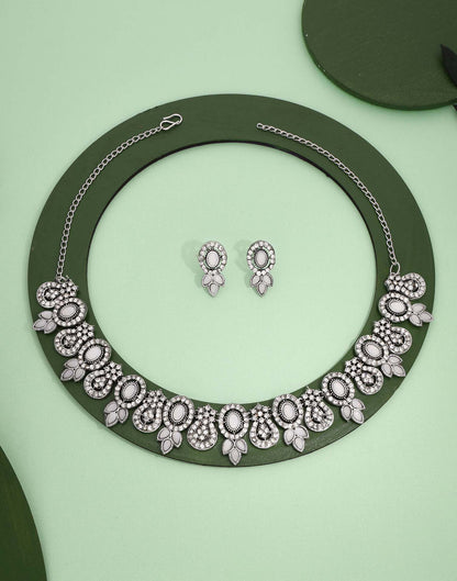 White Silver Choker Necklace Set With Dangle Earring