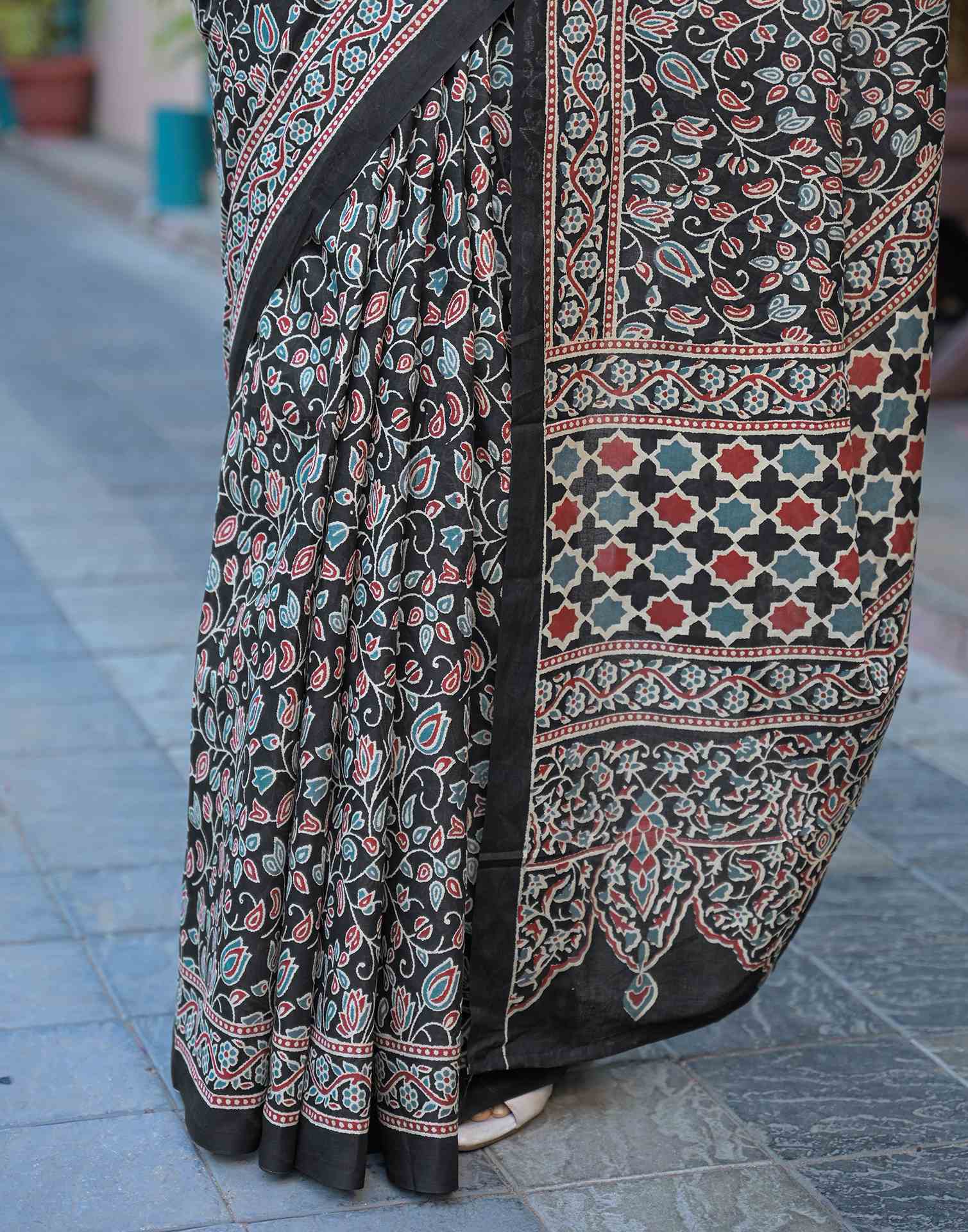 Black Cotton Printed Saree