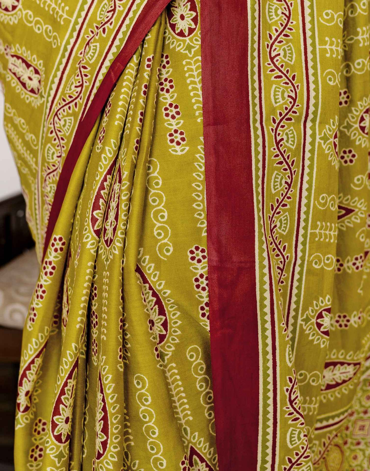 Lime Green Cotton Printed Saree
